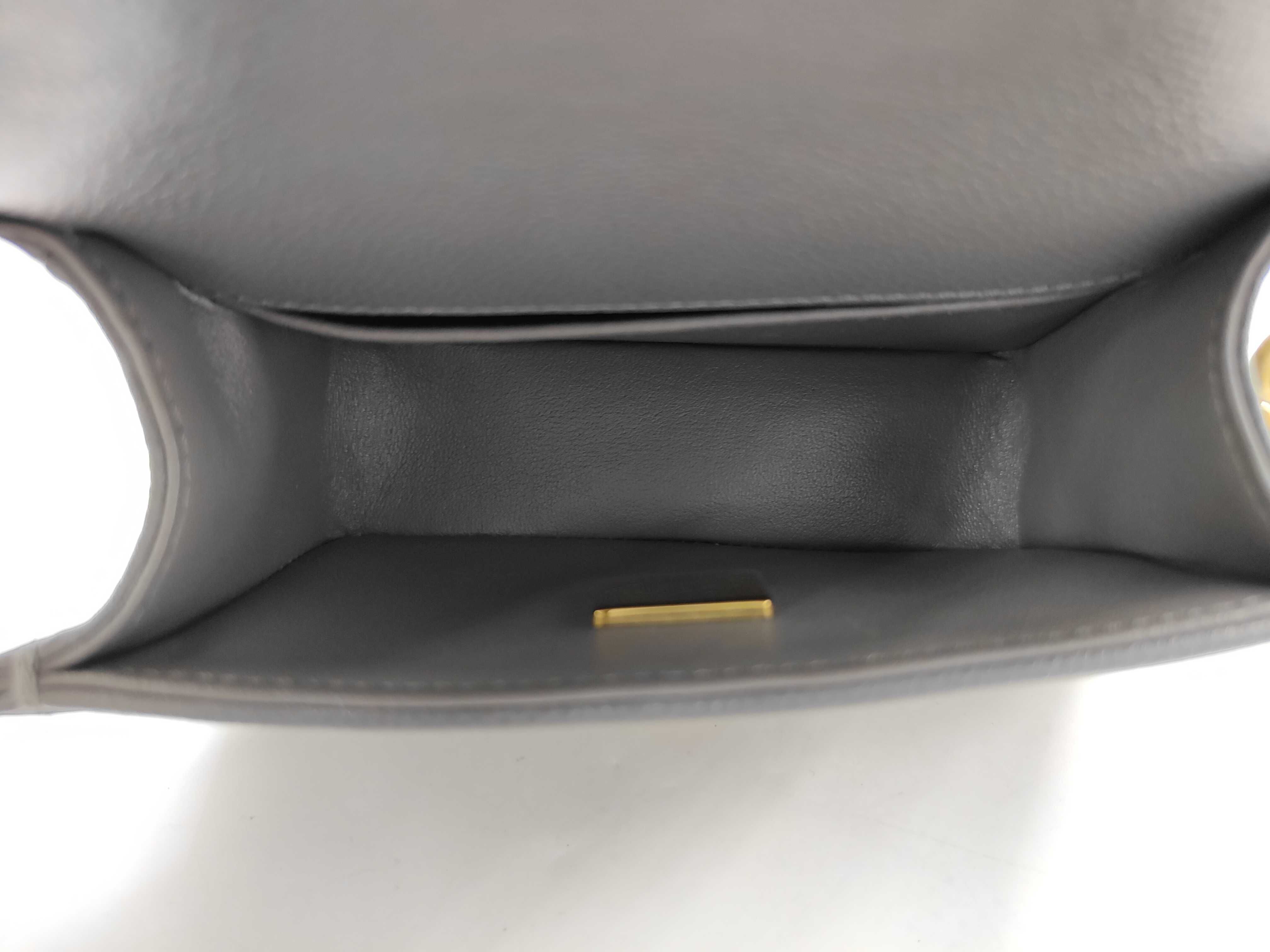 Boy Chanel Mini Matelassé Caviar Skin Grey Serial Plate Shoulder Bag — view 15