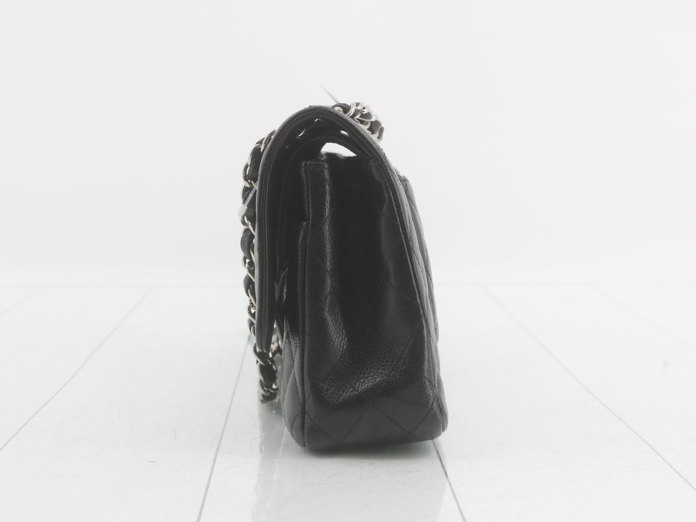 Caviar Double Flap 25 Shoulder Bag, Serial Number 18 — view 3