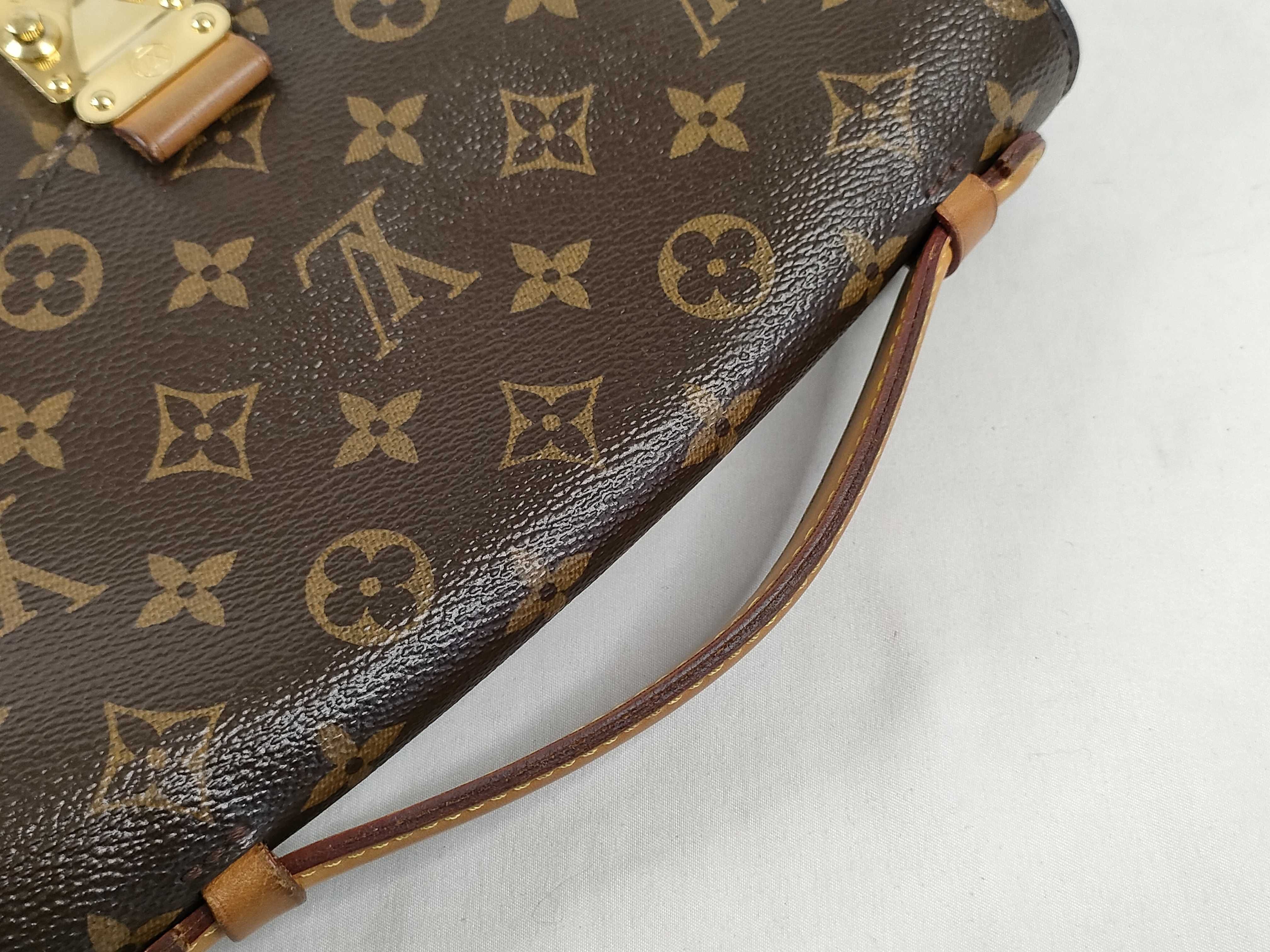 Monogram Louis Vuitton Message Shoulder Bag Handbag — view 3
