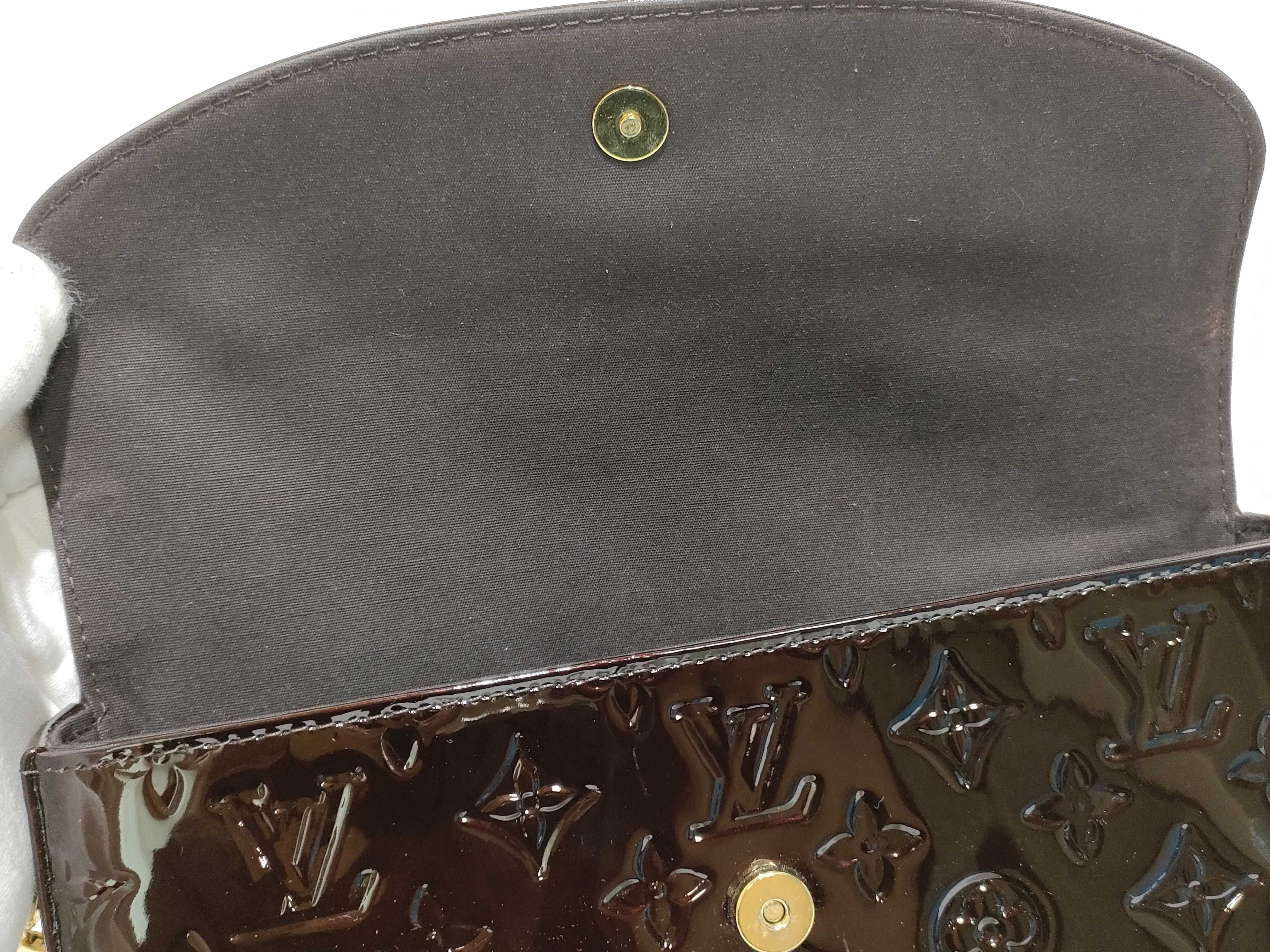 Vernis Louis Vuitton Monogram Vernis Amarante Rodeo Drive Shoulder Bag M93598 Shoulder Bag — view 11