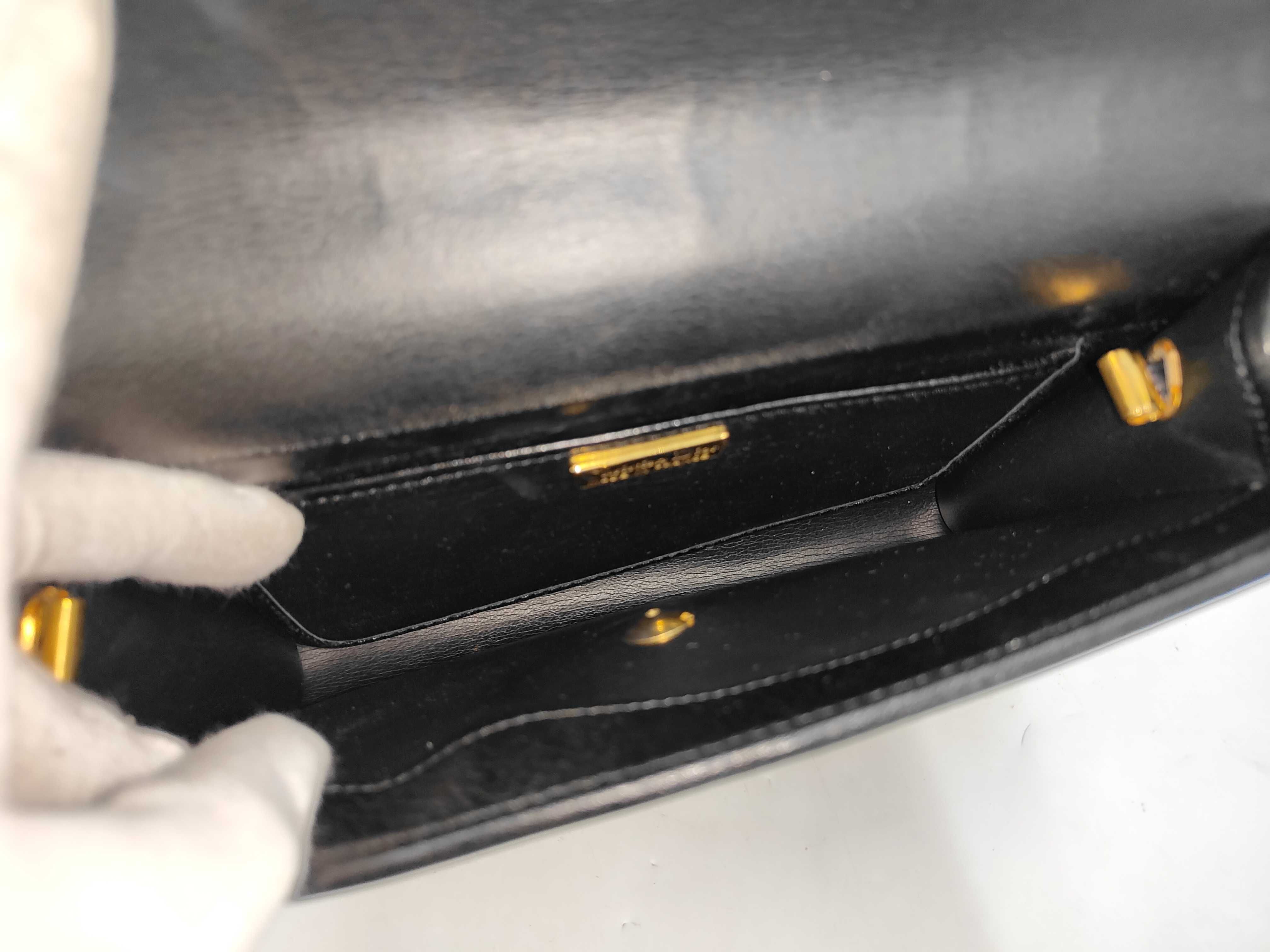 CD Logo Leather Shoulder Bag — view 9