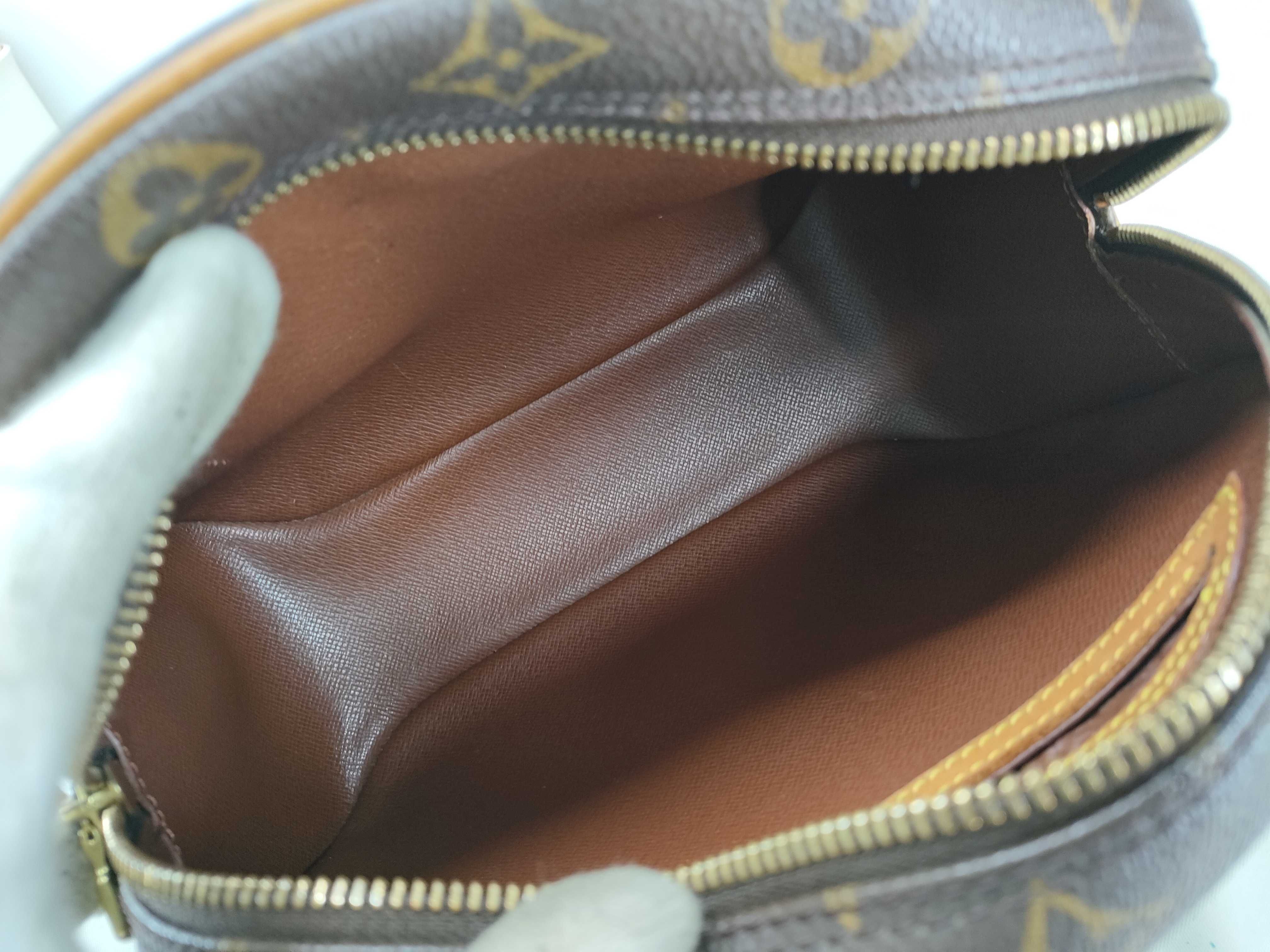 Monogram Blois M51221 Brown Shoulder Bag — view 9
