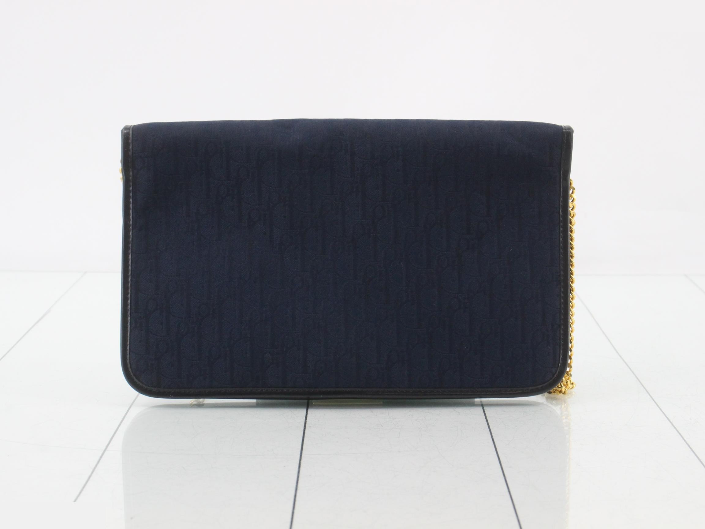 Trotter Chain Shoulder Bag — view 2