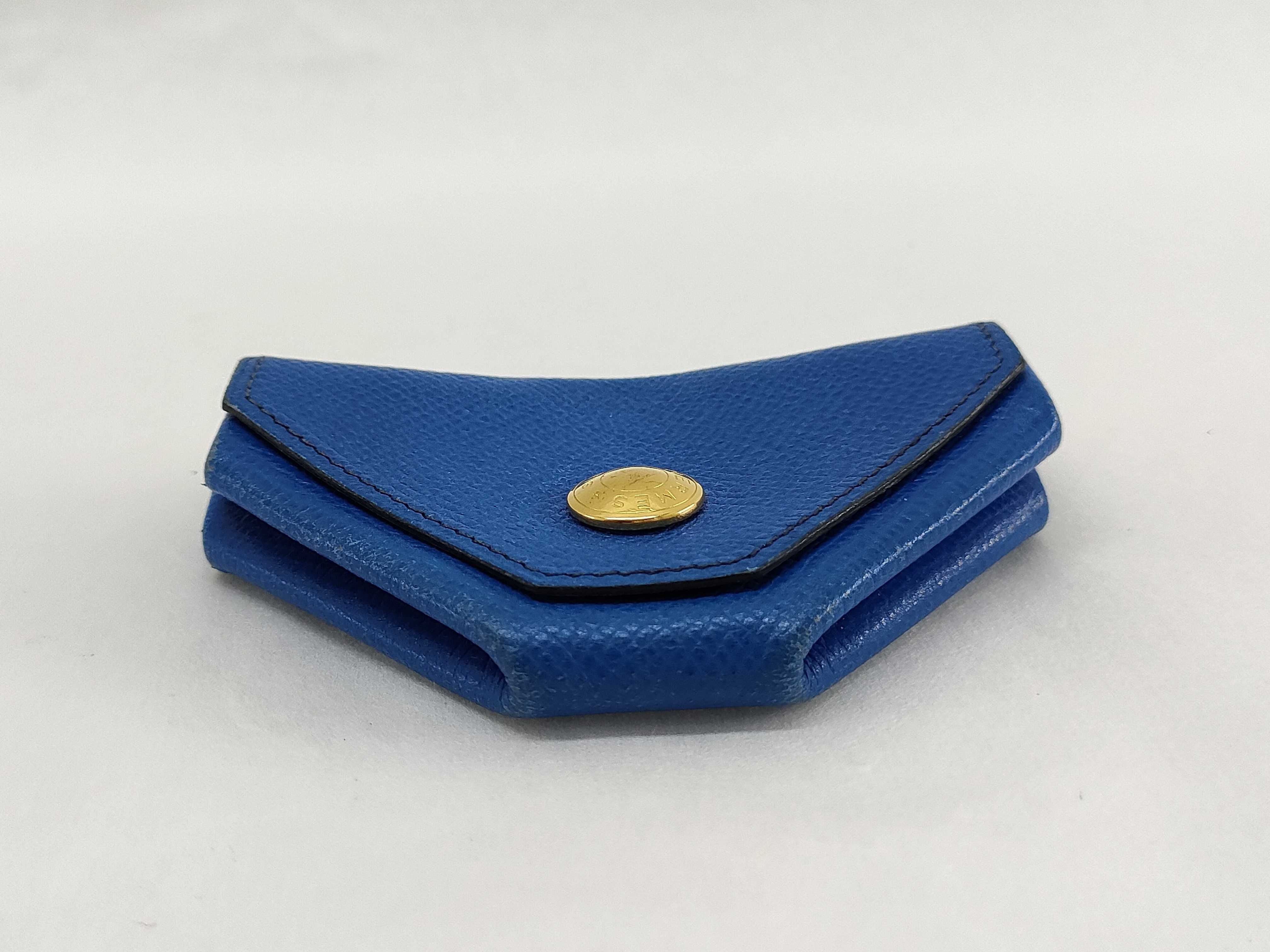 Vanquatriole Coin Case — view 3