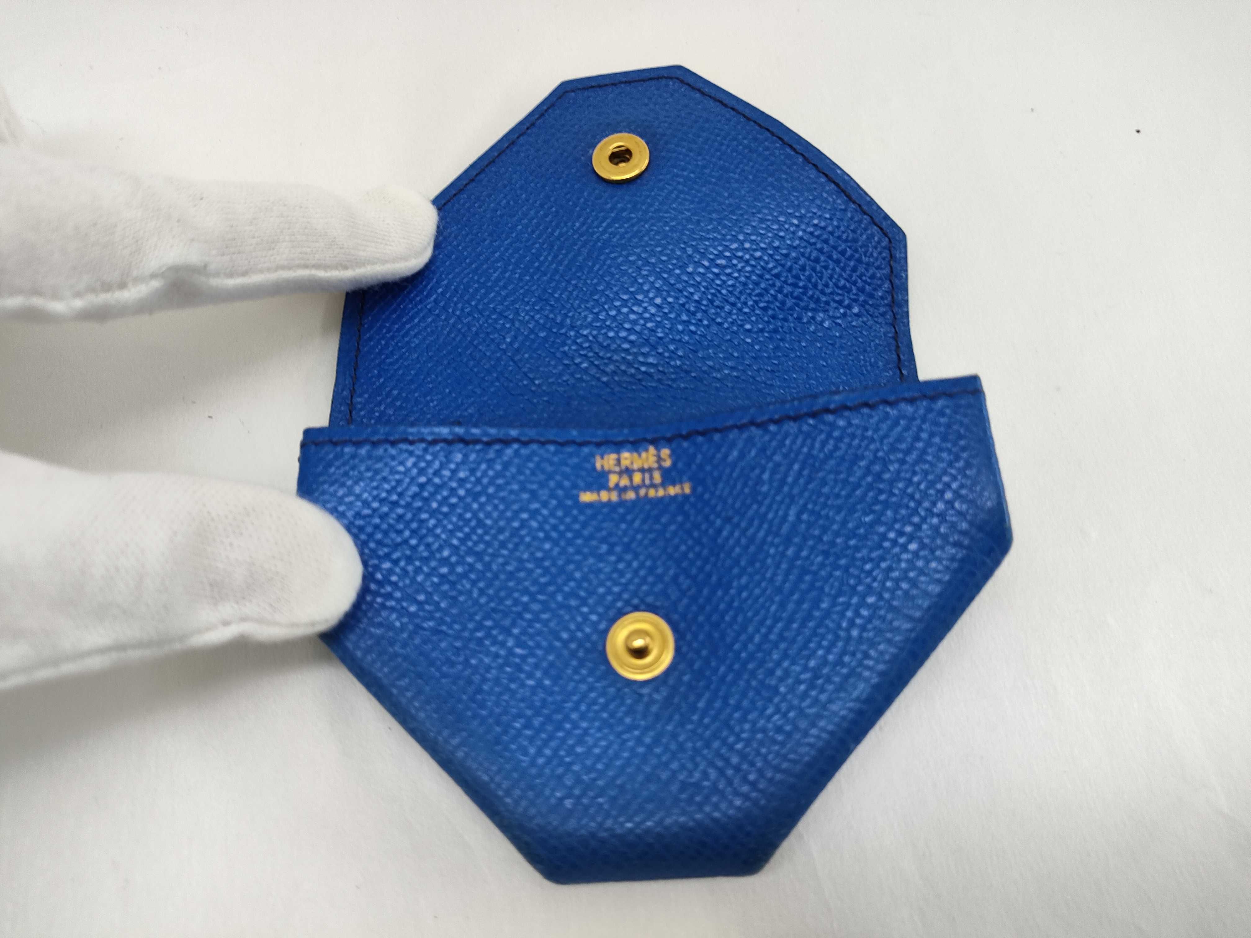 Vanquatriole Coin Case — view 9