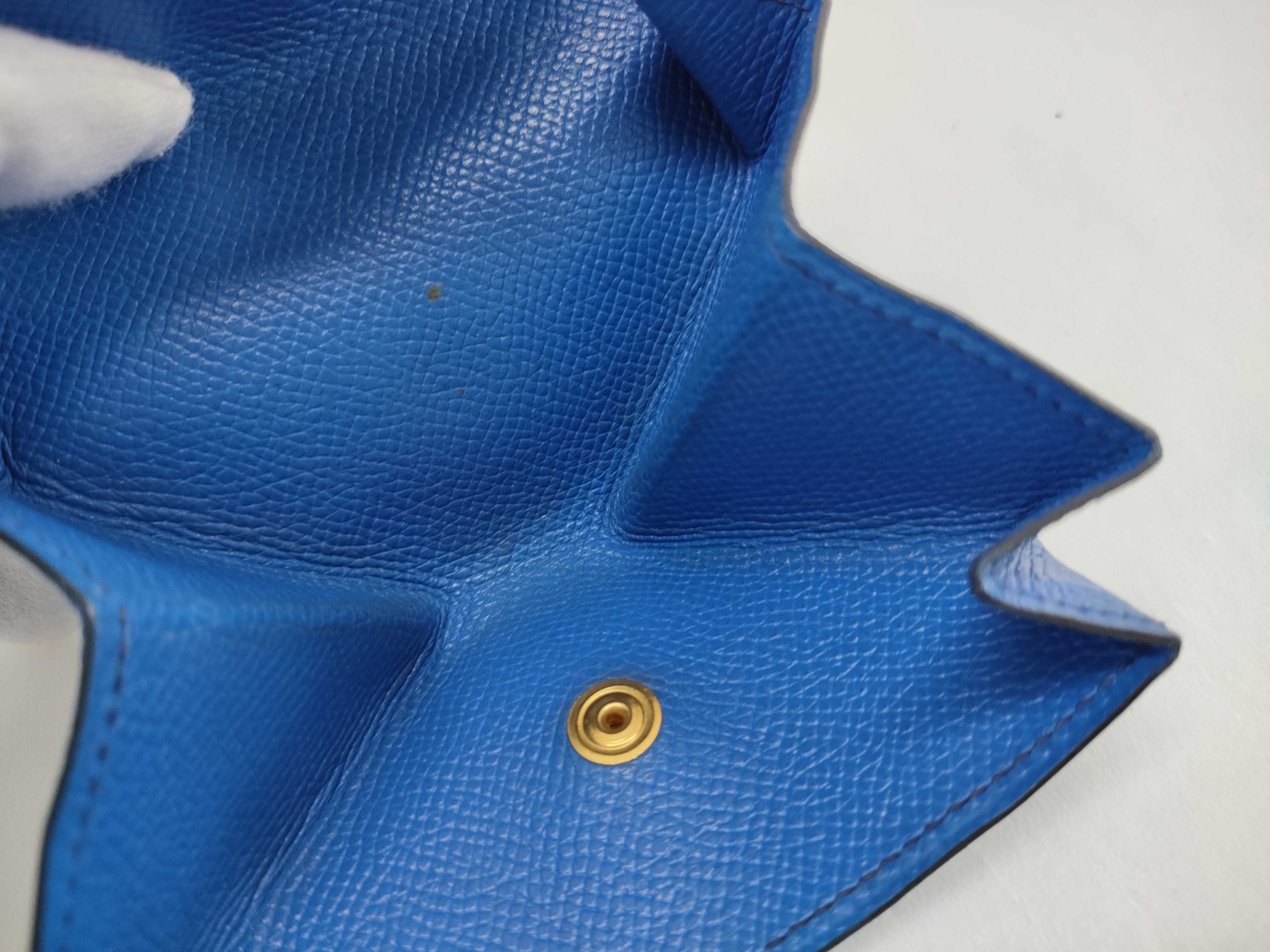 Vanquatriole Coin Case — view 10