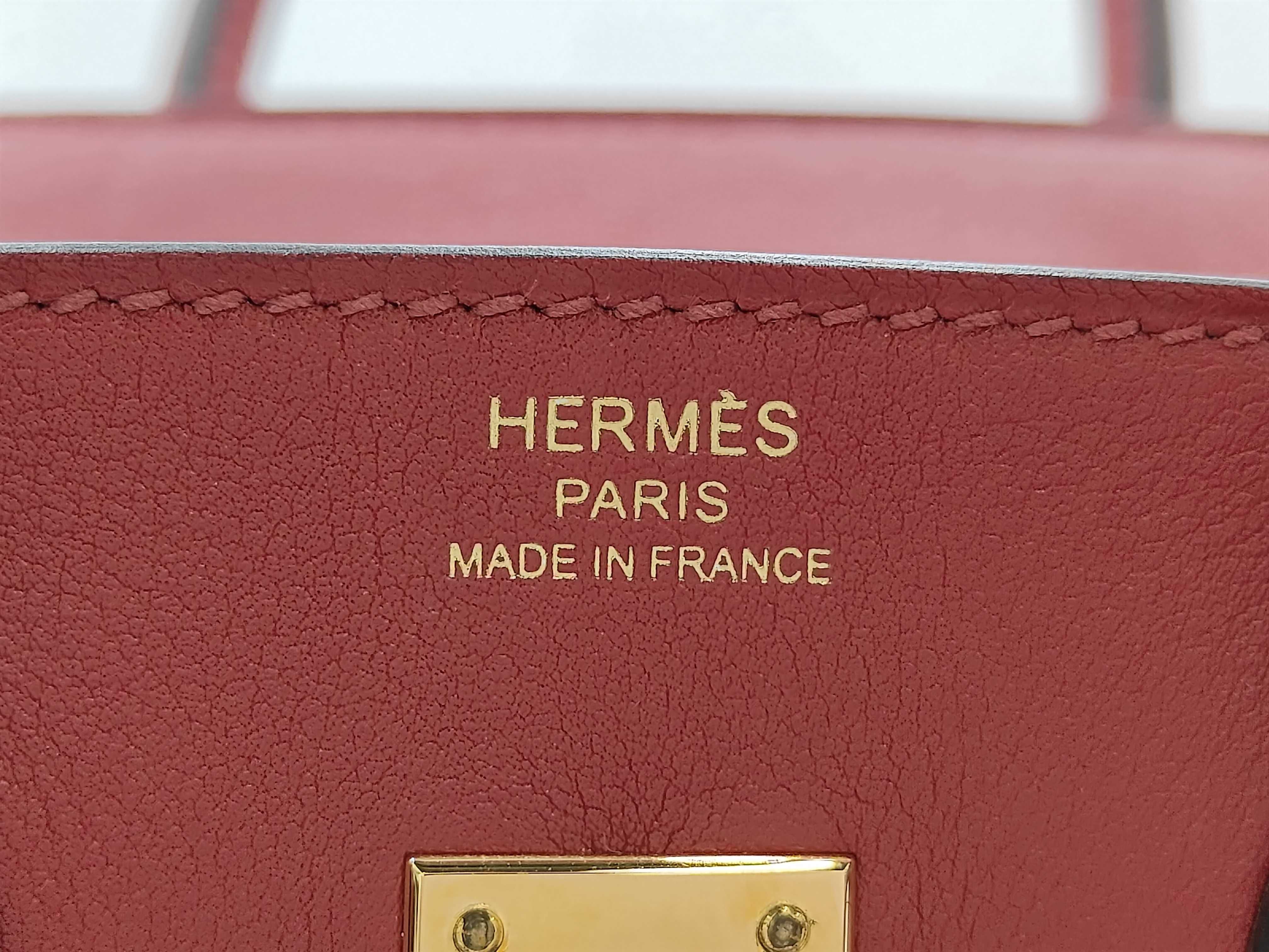 Birkin 25 Swift Leather Rouge H Gold Hardware C Stamp Handbag — view 12