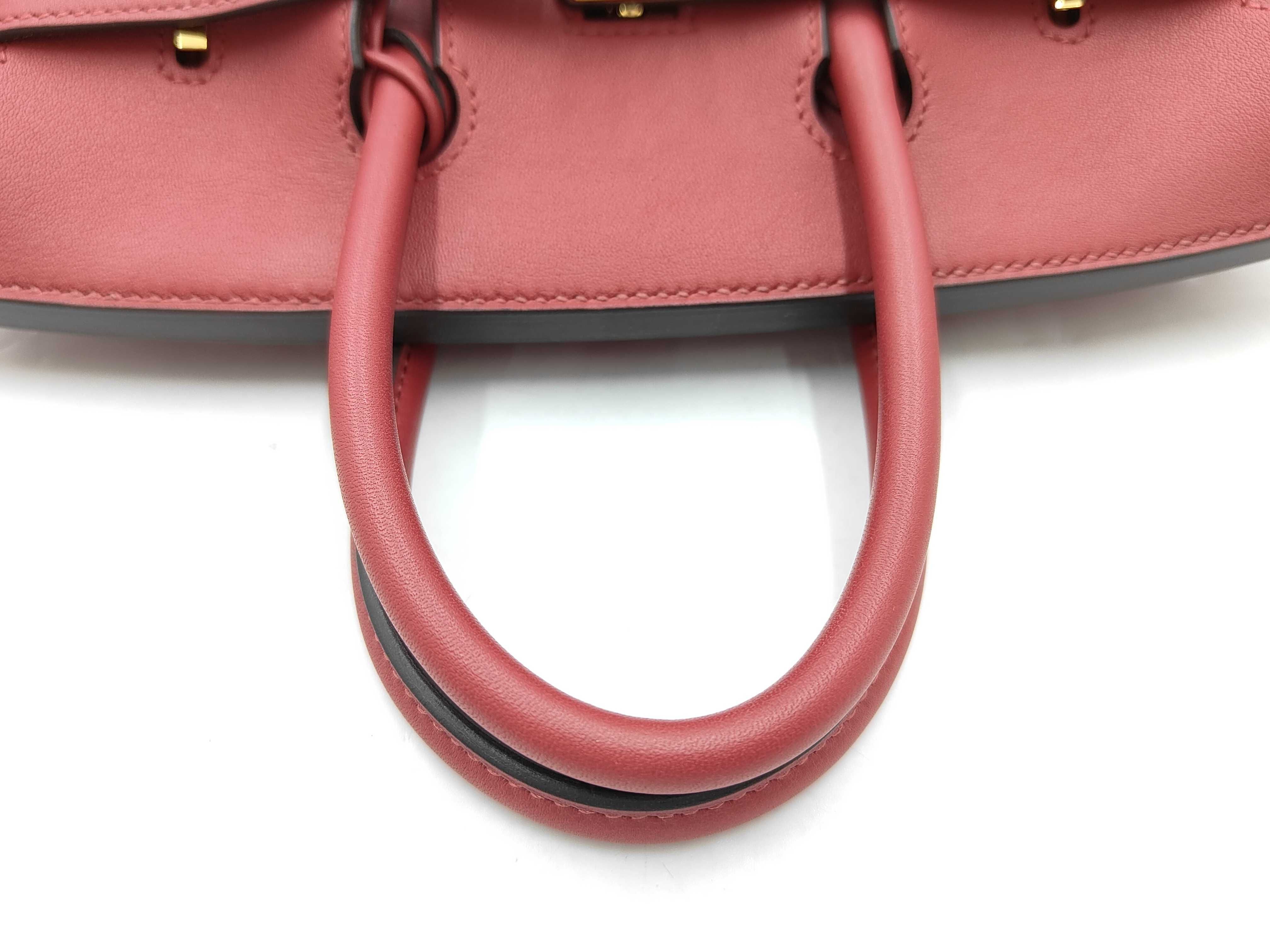 Birkin 25 Swift Leather Rouge H Gold Hardware C Stamp Handbag — view 3