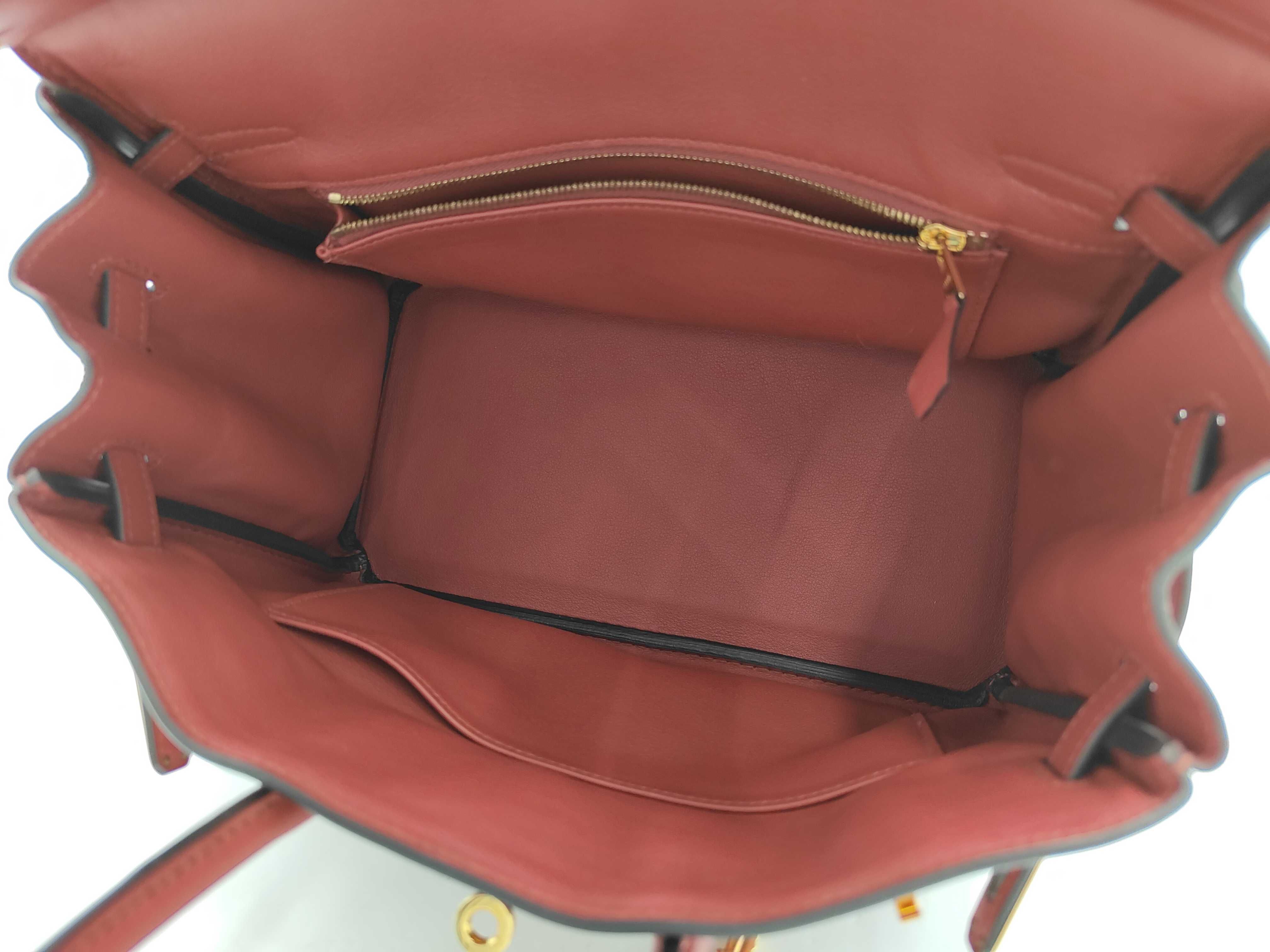 Birkin 25 Swift Leather Rouge H Gold Hardware C Stamp Handbag — view 9