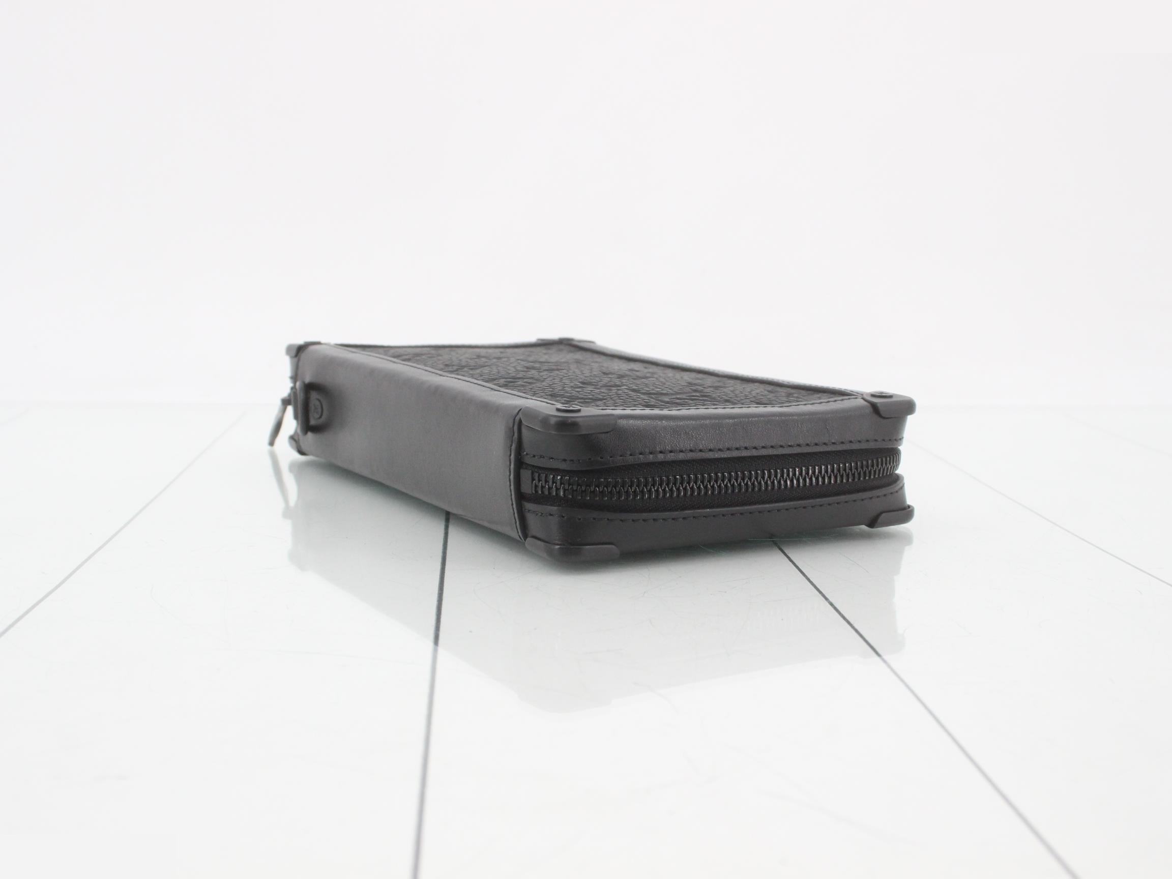 Monogram Taurillon Soft Trunk - Black — view 6