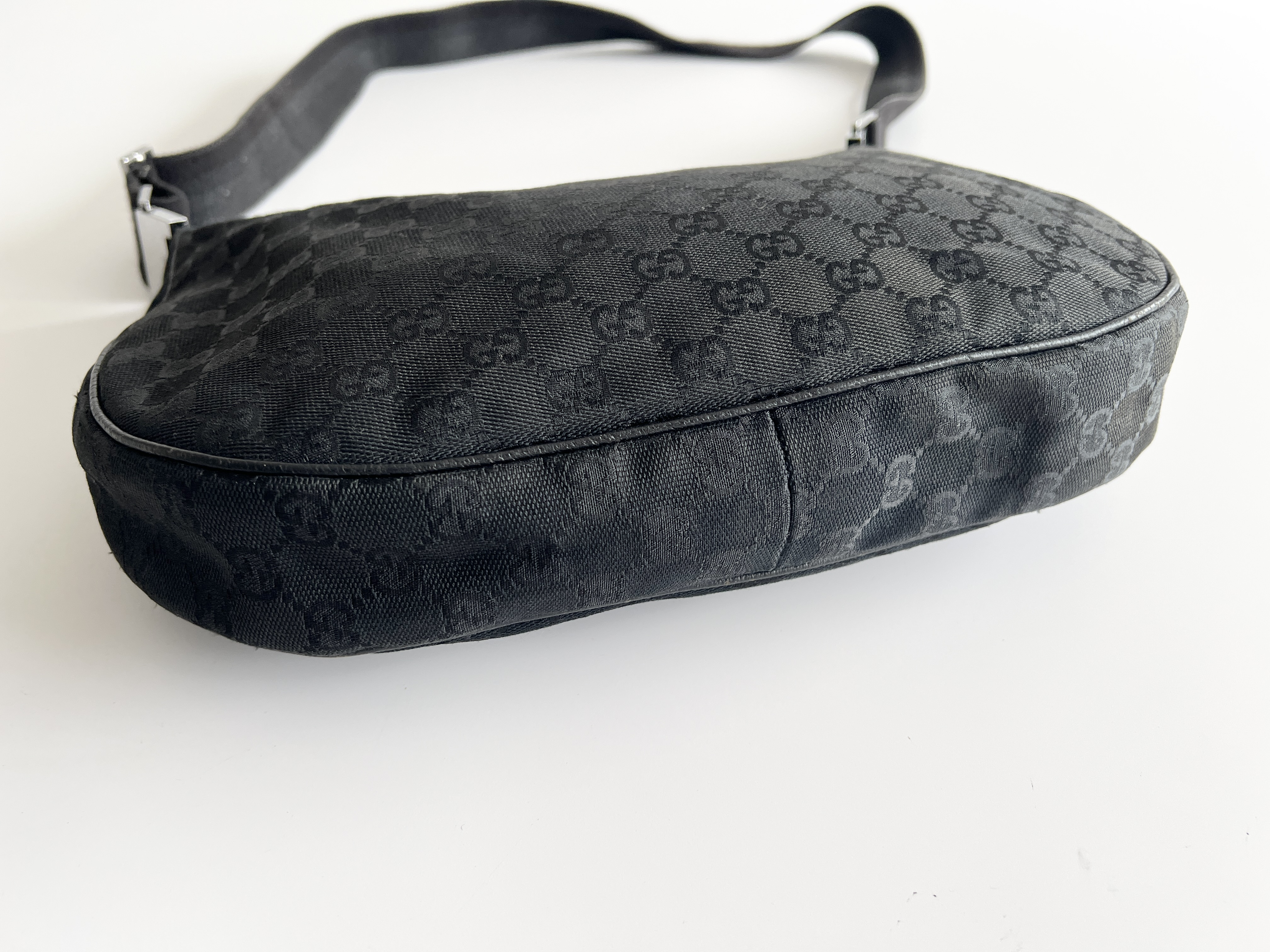 GG Moon Hobo Canvas Leather Shoulder Bag (One Shoulder Bag) — view 15