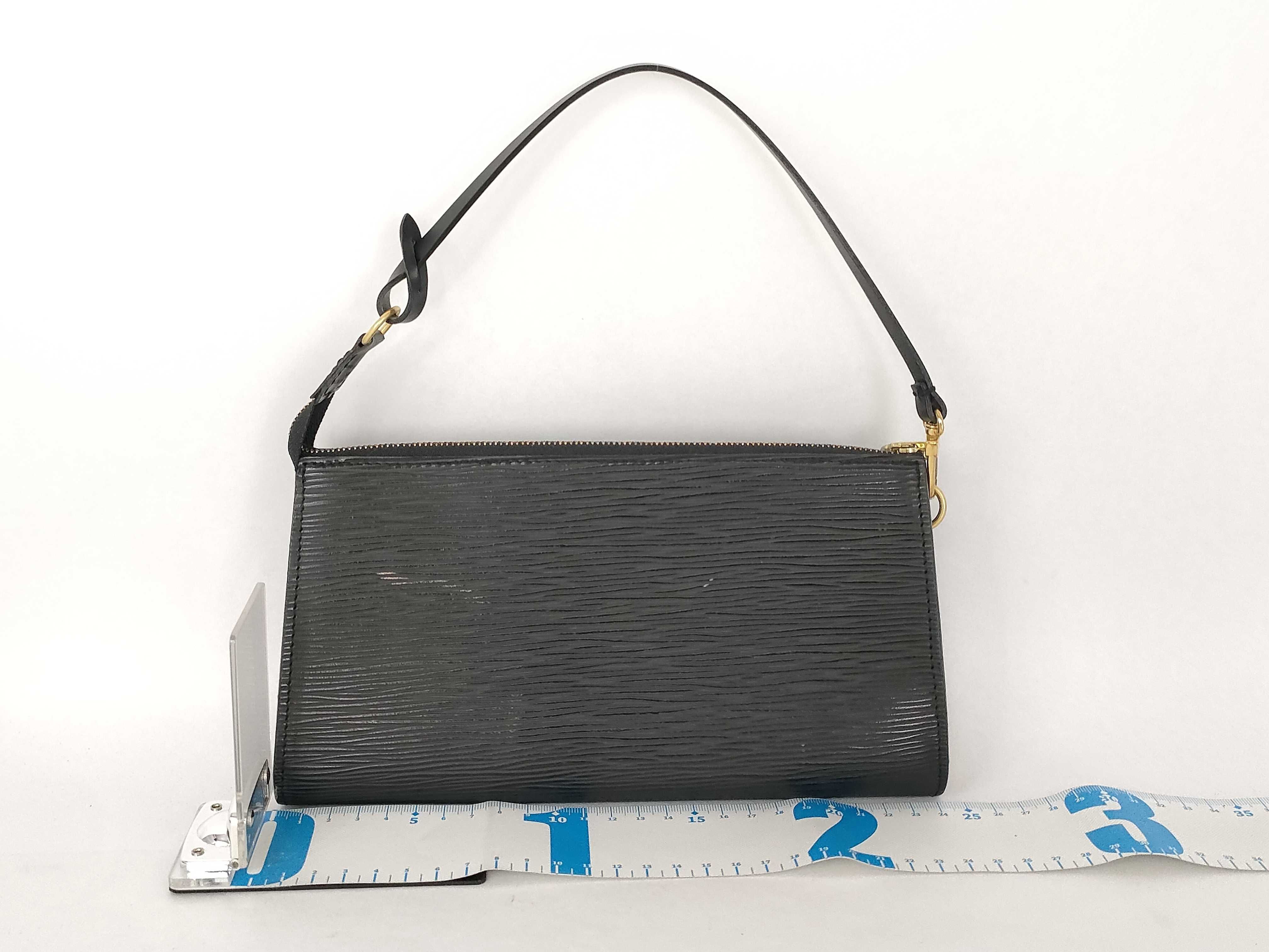 Epi Louis Vuitton Epi Pochette Accessoire Shoulder Bag M52942 AR0023 Handbag — view 2