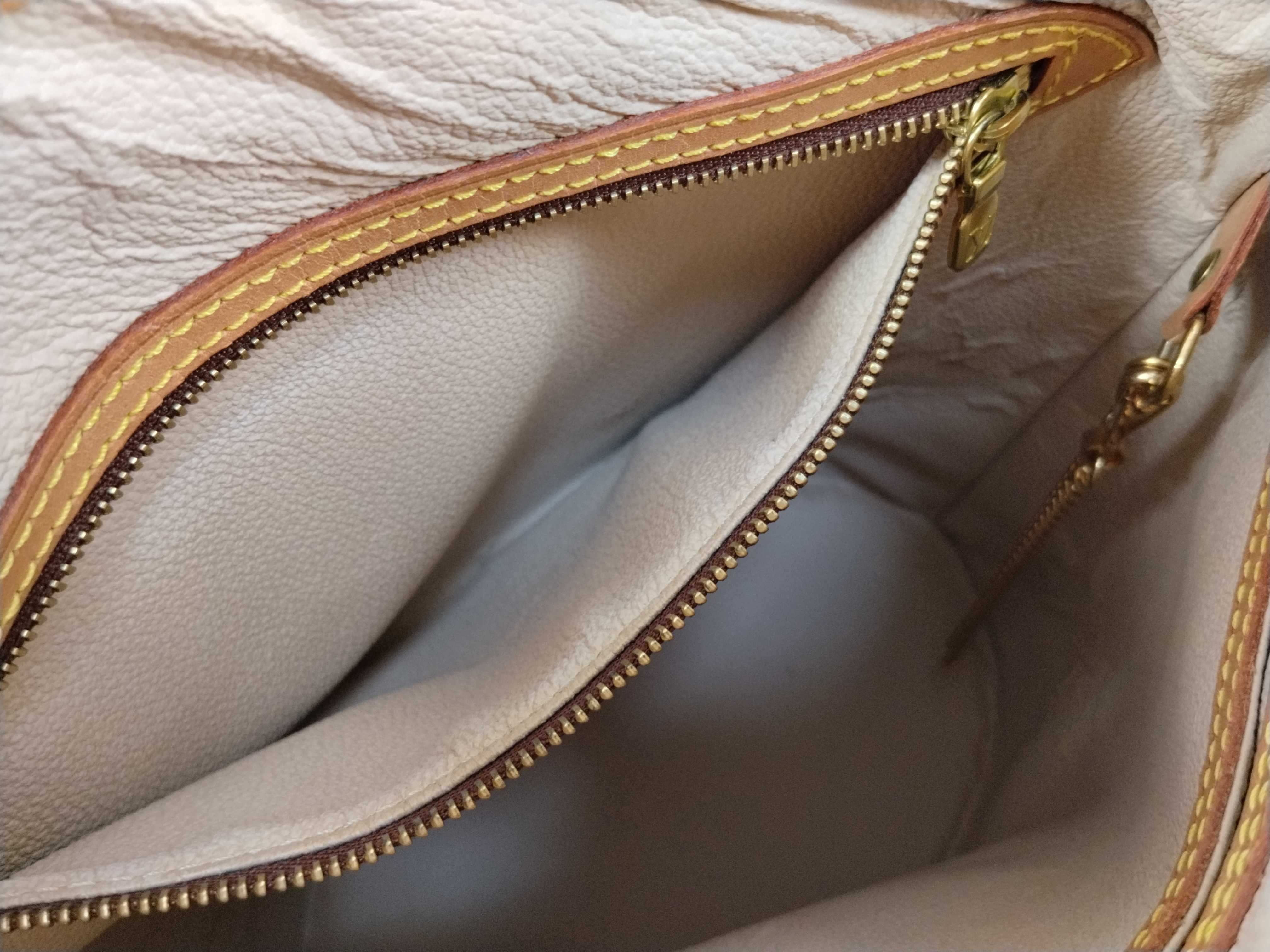 Monogram Bucket PM Monogram Tote Bag with Dust Bag — view 12