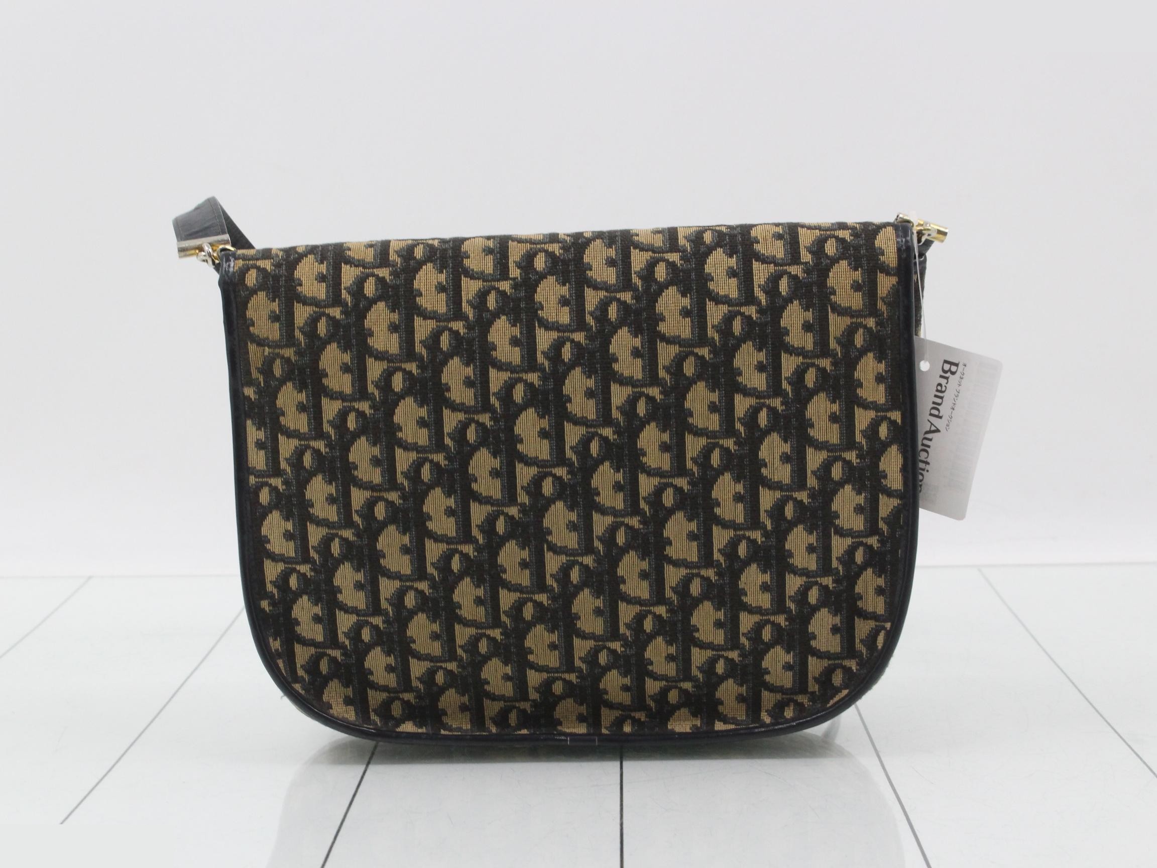 Trotter (bag) - Shoulder bag — view 2