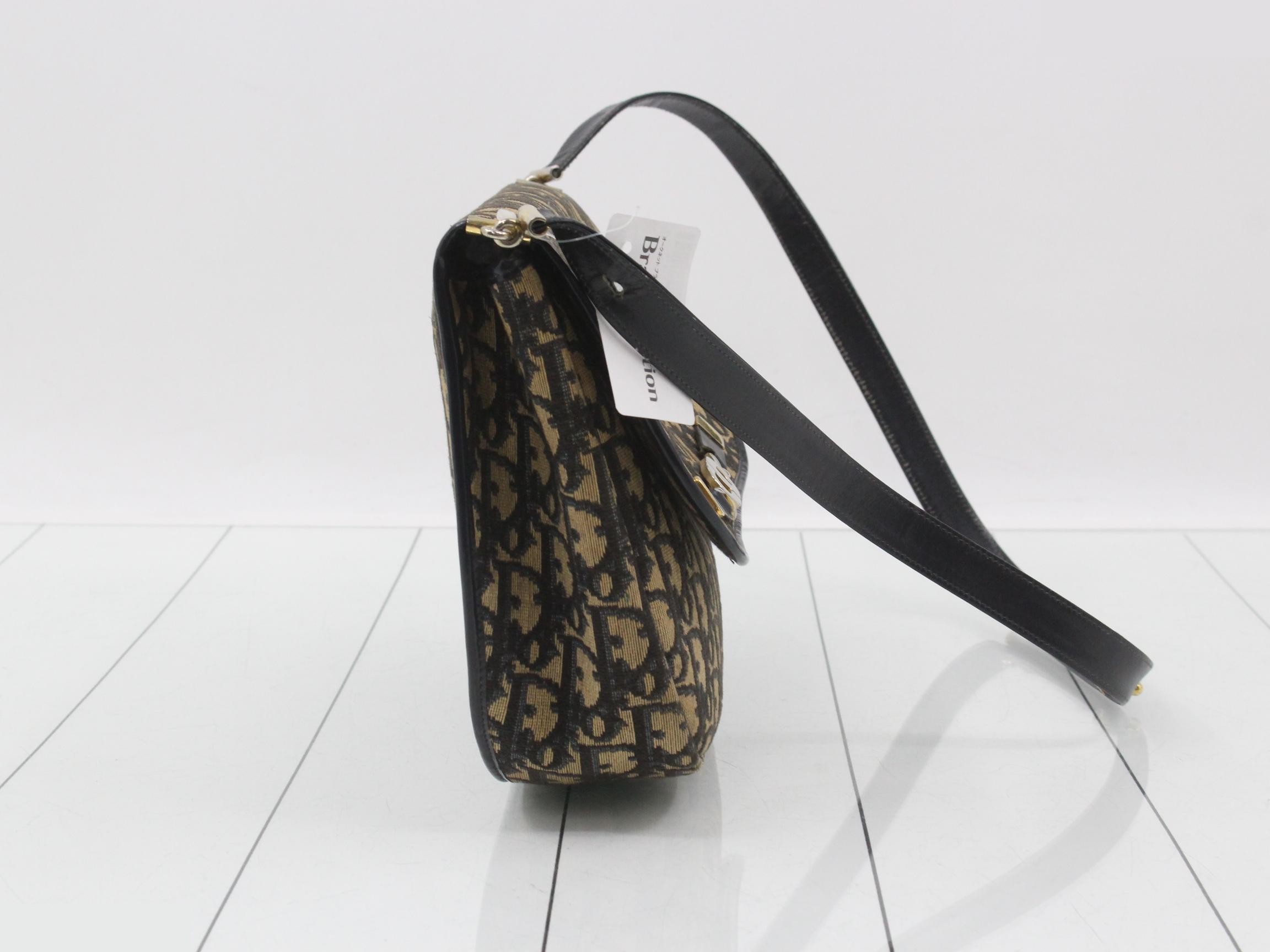 Trotter (bag) - Shoulder bag — view 4