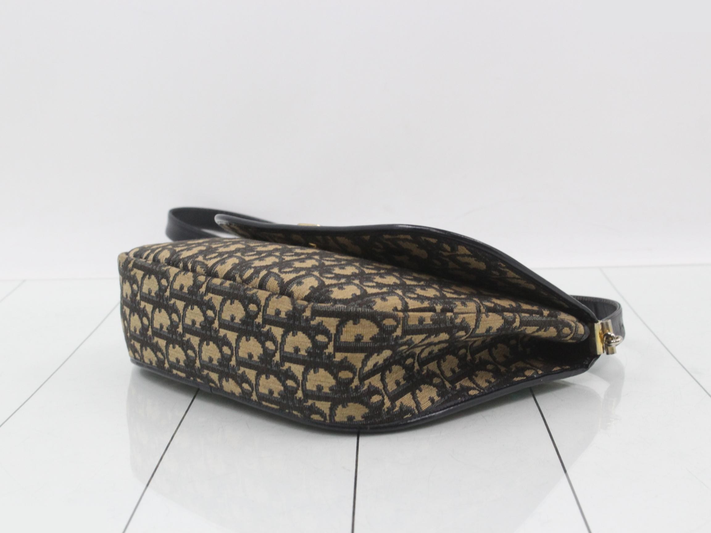 Trotter (bag) - Shoulder bag — view 6