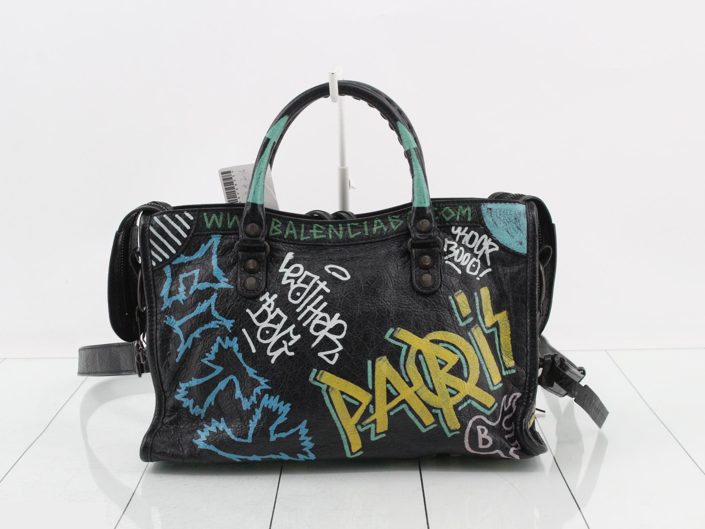 The City Shoulder Bag - Graffiti — view 2