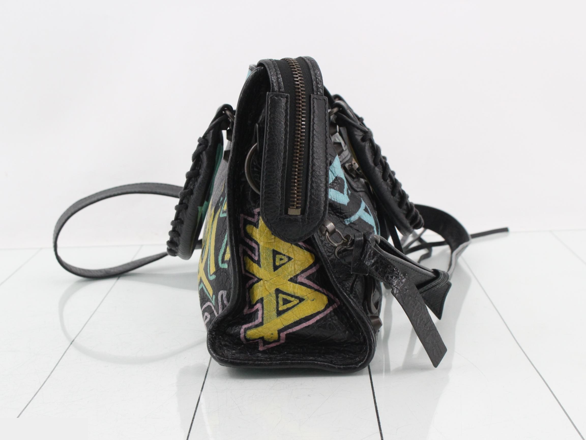The City Shoulder Bag - Graffiti — view 4