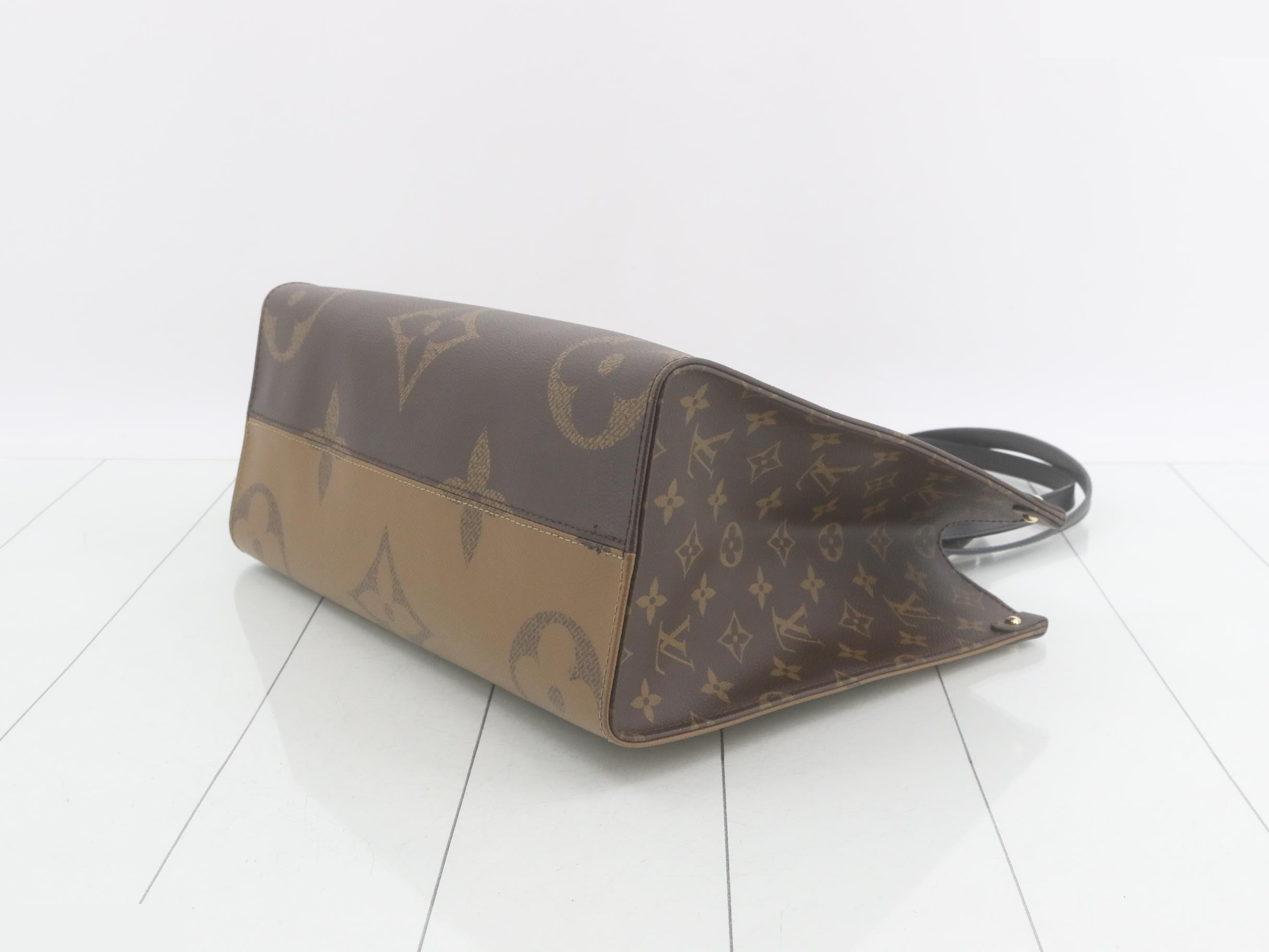 Monogram Reverse OnTheGo MM 2-Way Tote Bag — view 6