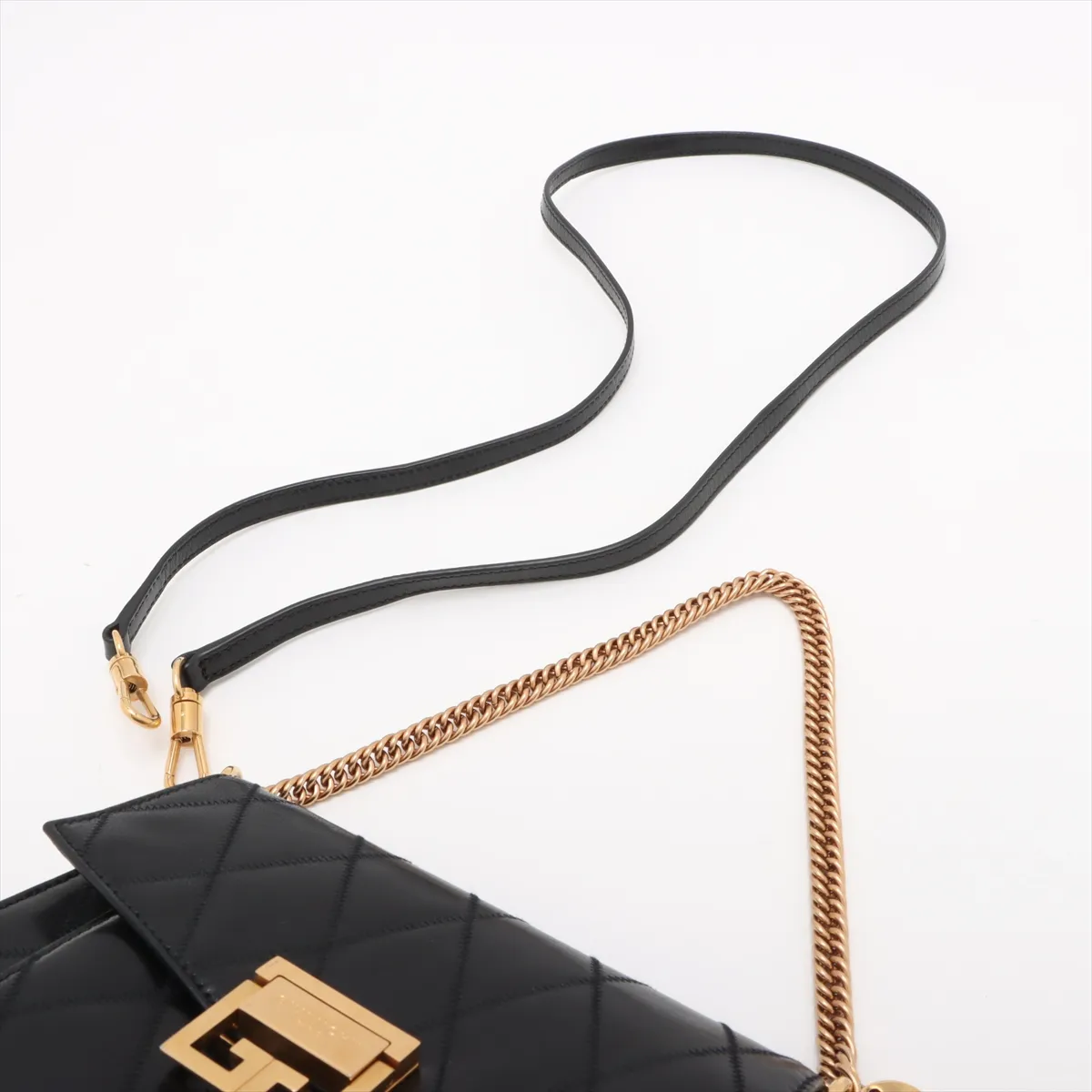 GV3 Leather 2WAY Shoulder Bag Black — view 5