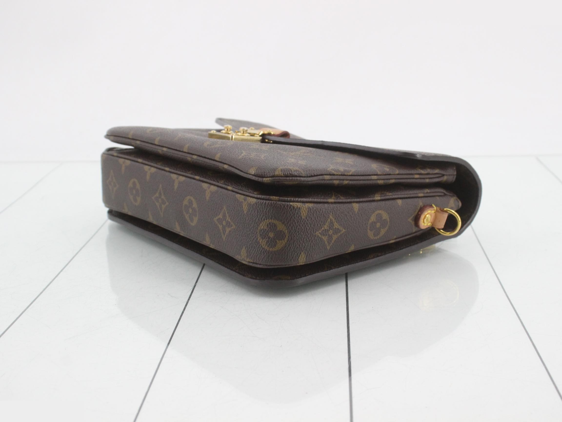 Monogram Pochette Metis MM 2-Way Handbag — view 6