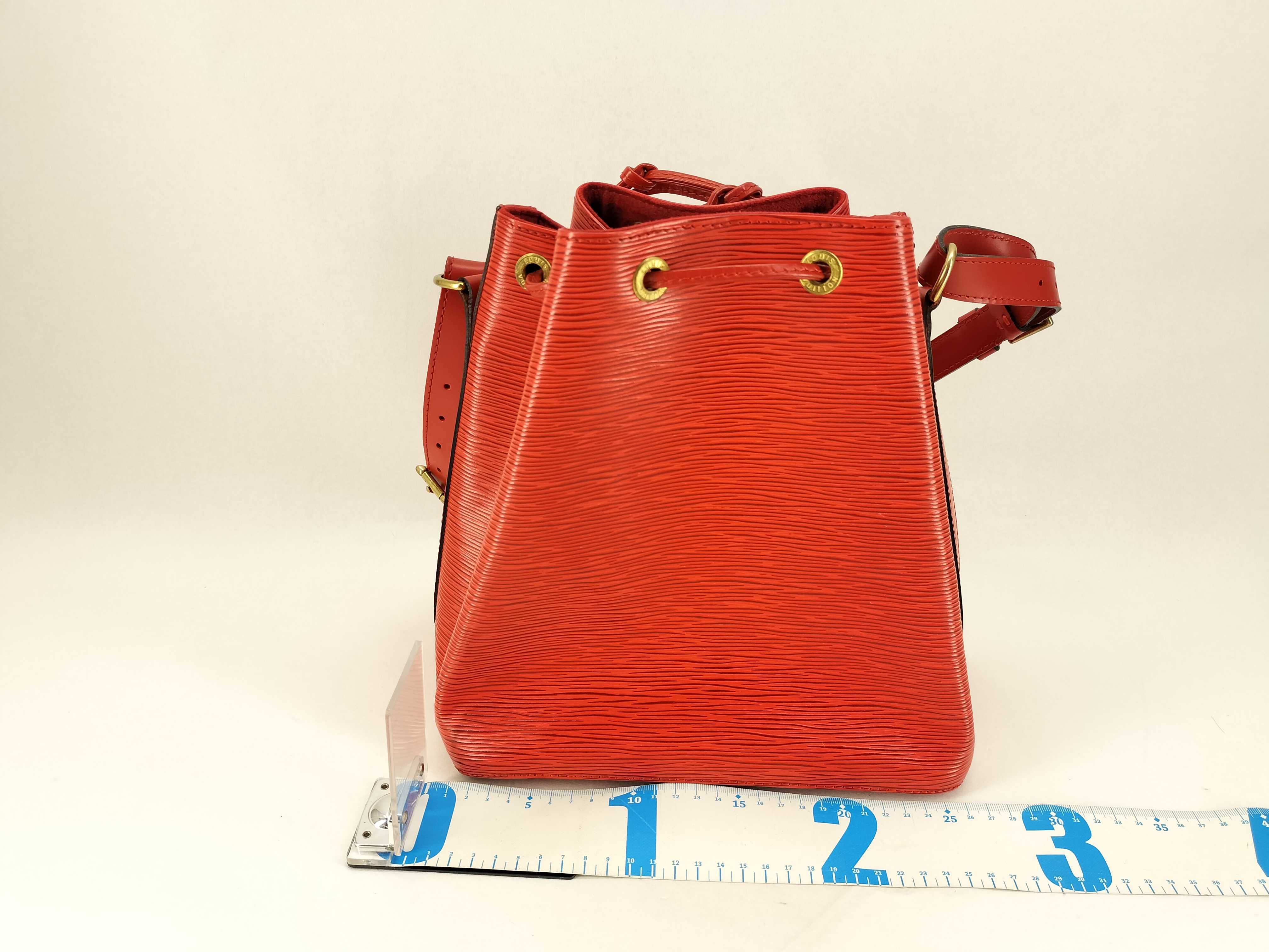 Epi Noé Shoulder Bag — view 2