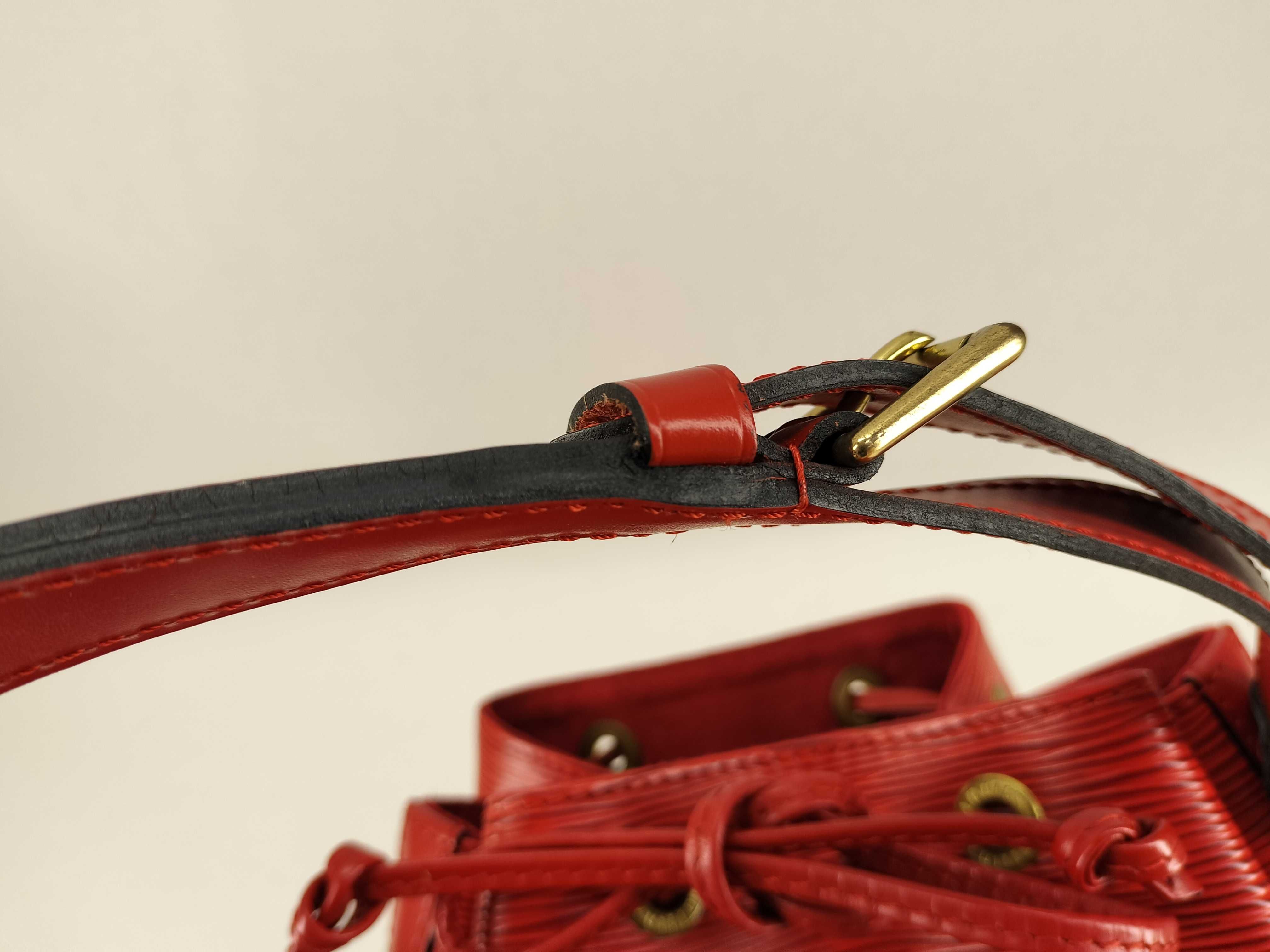 Epi Noé Shoulder Bag — view 6