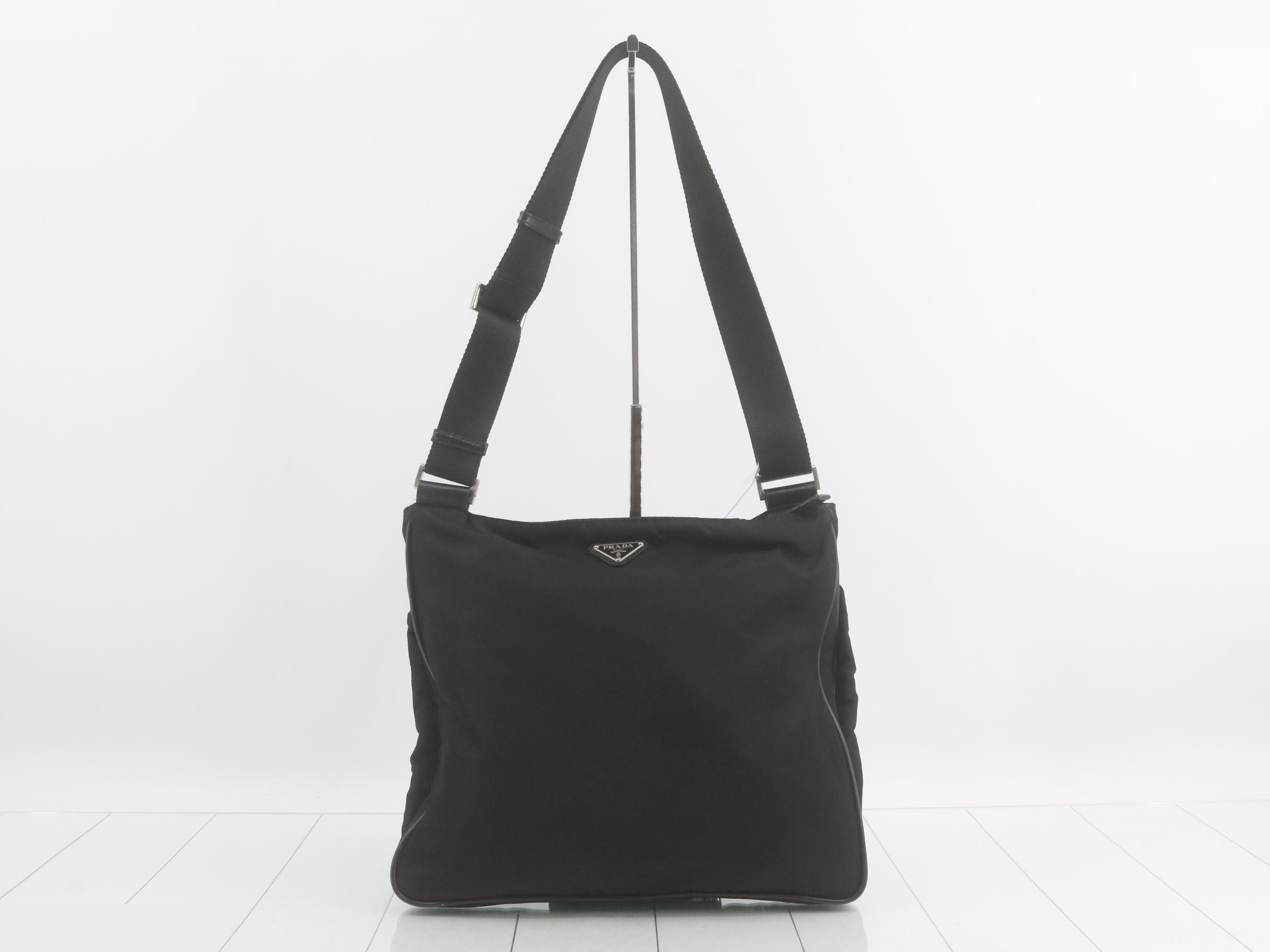 Shoulder bag