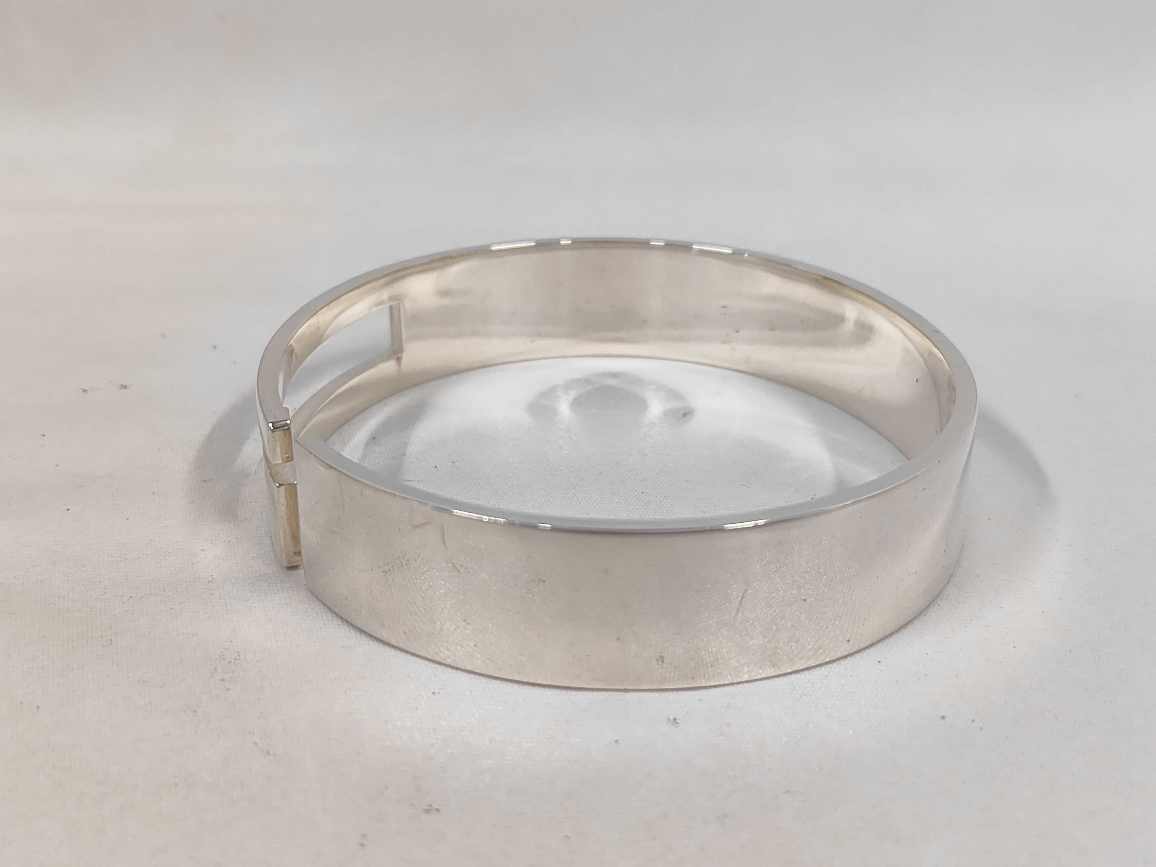Bangle 9825 87.37g Bracelet/Bangle — view 2