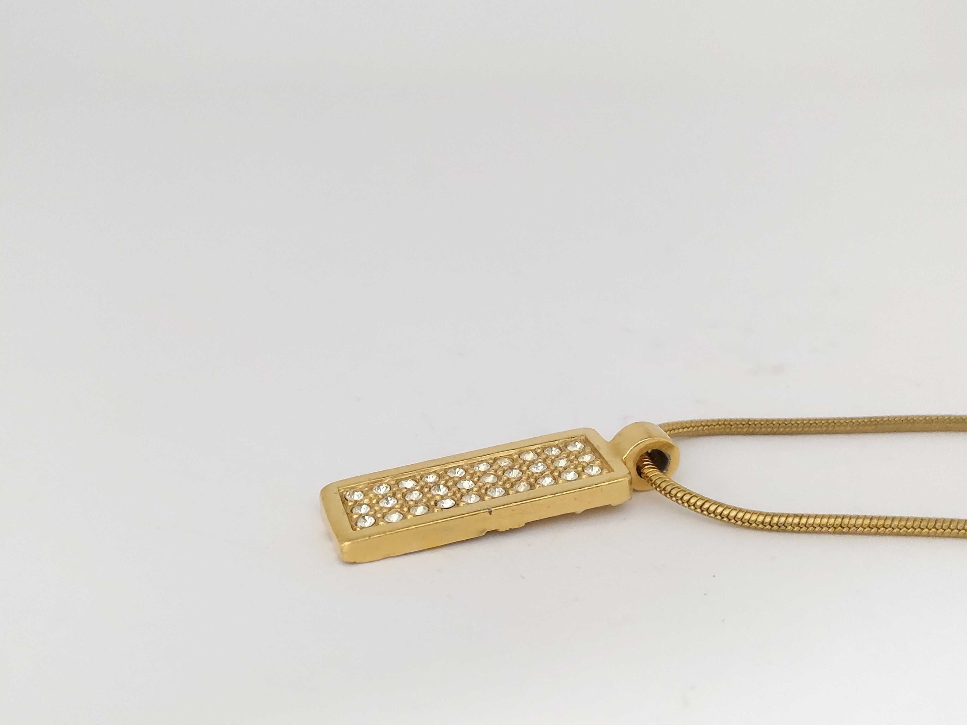 Gold Trotter Plate Necklace — view 3