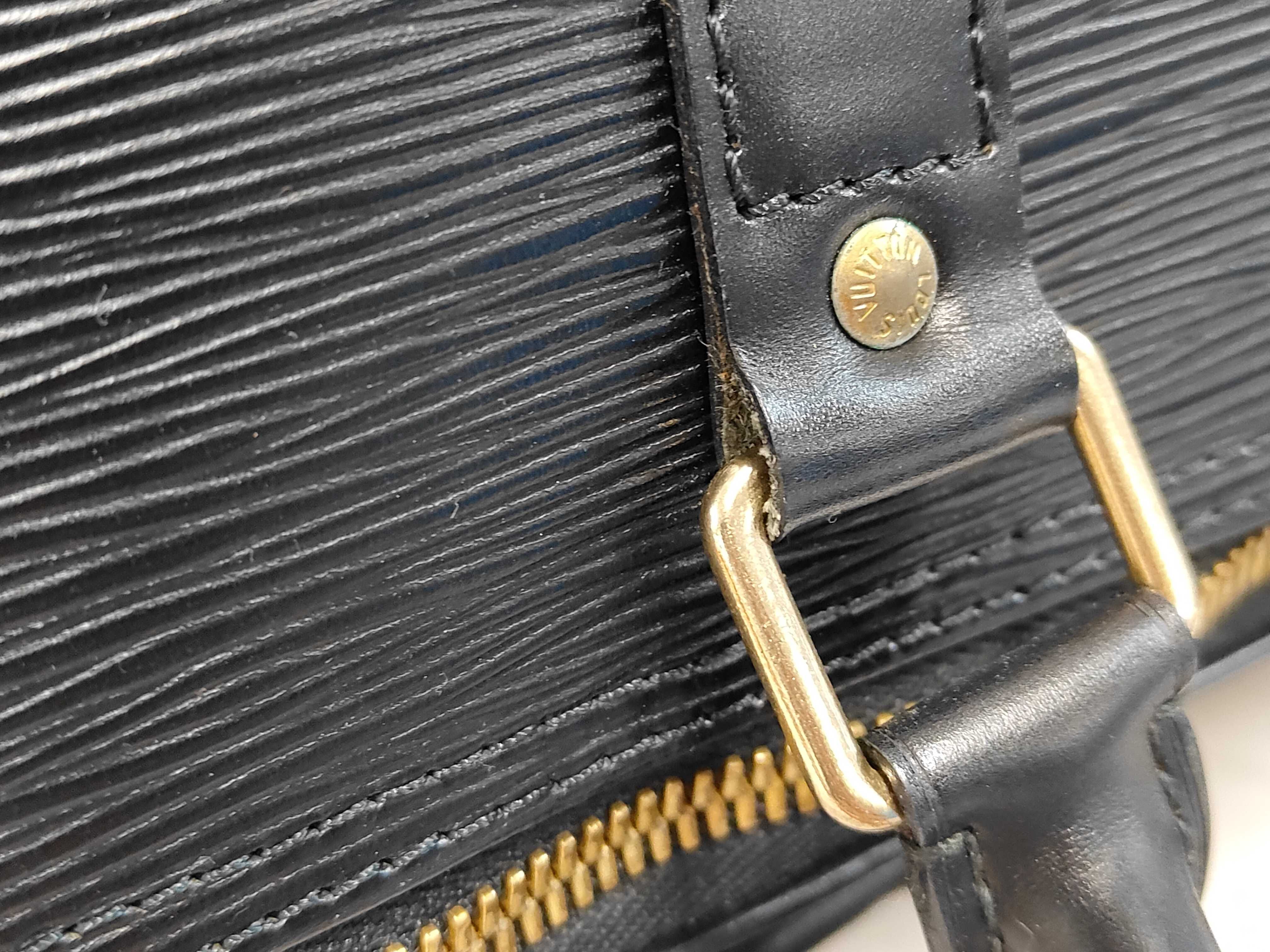 Epi Keepall 60 M42942 SP0075 Black Boston Bag — view 6