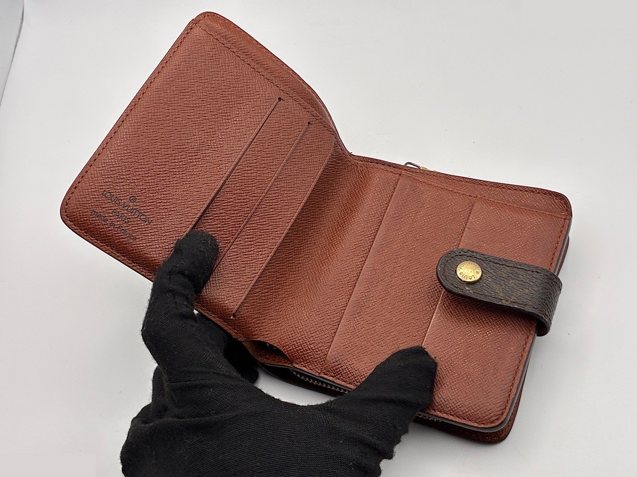 Compact Zip Monogram M61667 — view 4