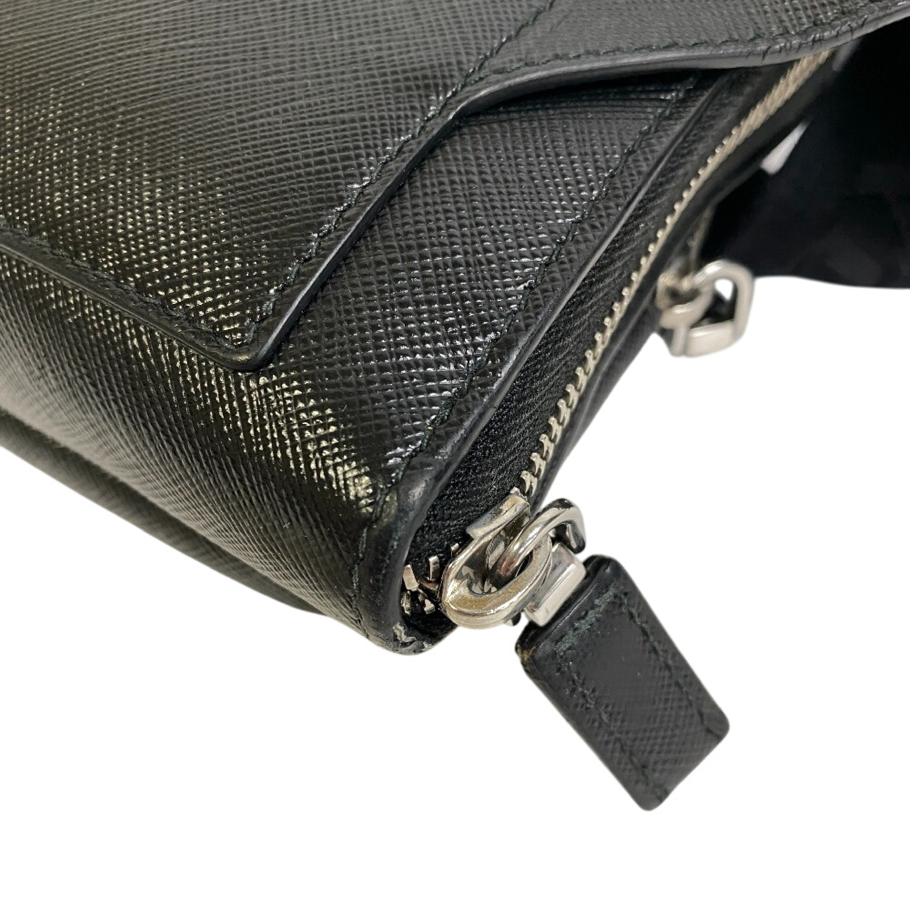 2VH156 Waist Pouch, Triangle Logo Plate, Leather Body Bag, Black, Brand Shoulder Bag — view 6
