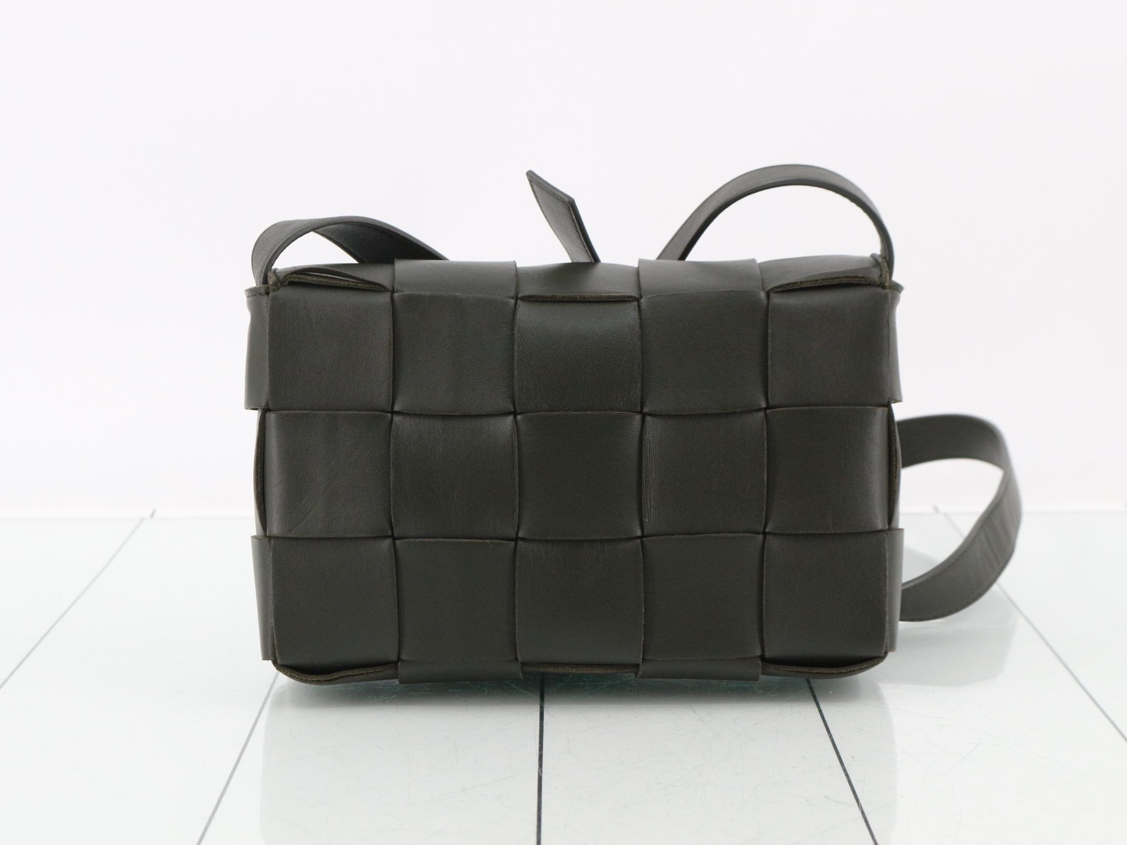 Intrecciato (Bag) - Shoulder Bag - Cassette - Khaki — view 2