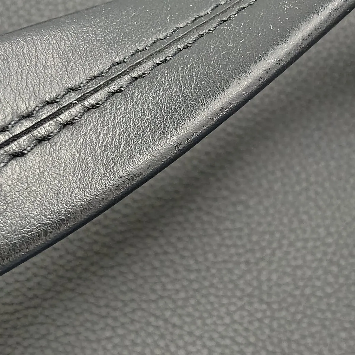 LV Aerogram Takeoff Tote M57308 Black (RFID detected) — view 13