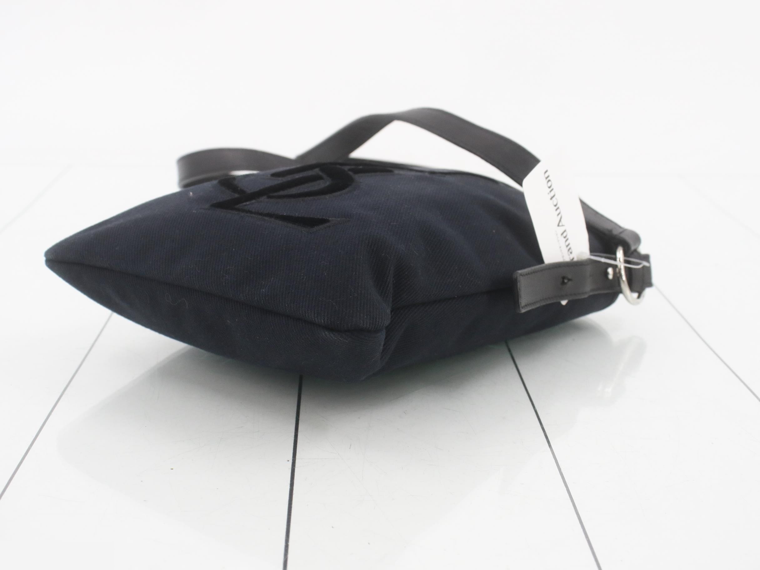 Kahala (Bag) - Shoulder Bag — view 6