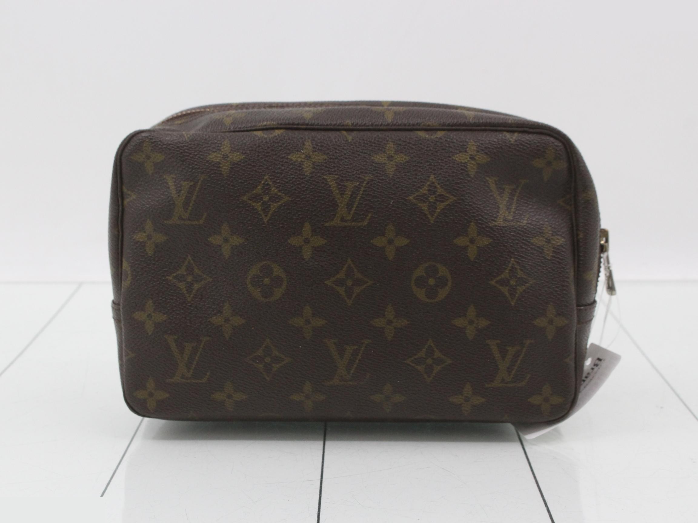 LV Monogram Trousses Toilette 23 Second Bag — view 2