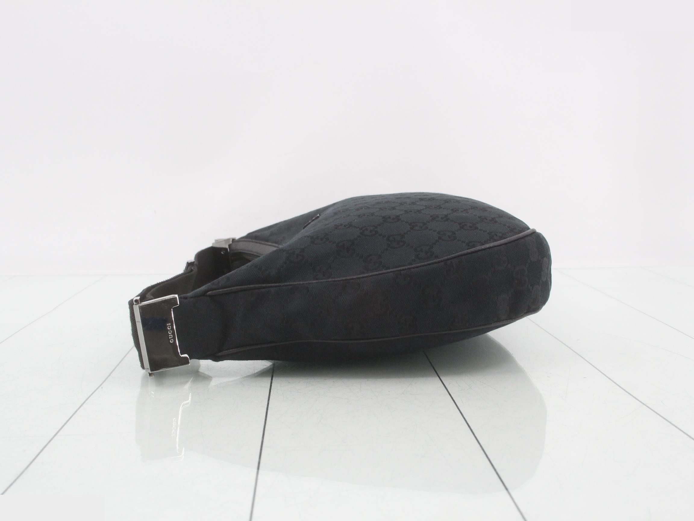 GG Canvas (Bag) - Shoulder Bag — view 4