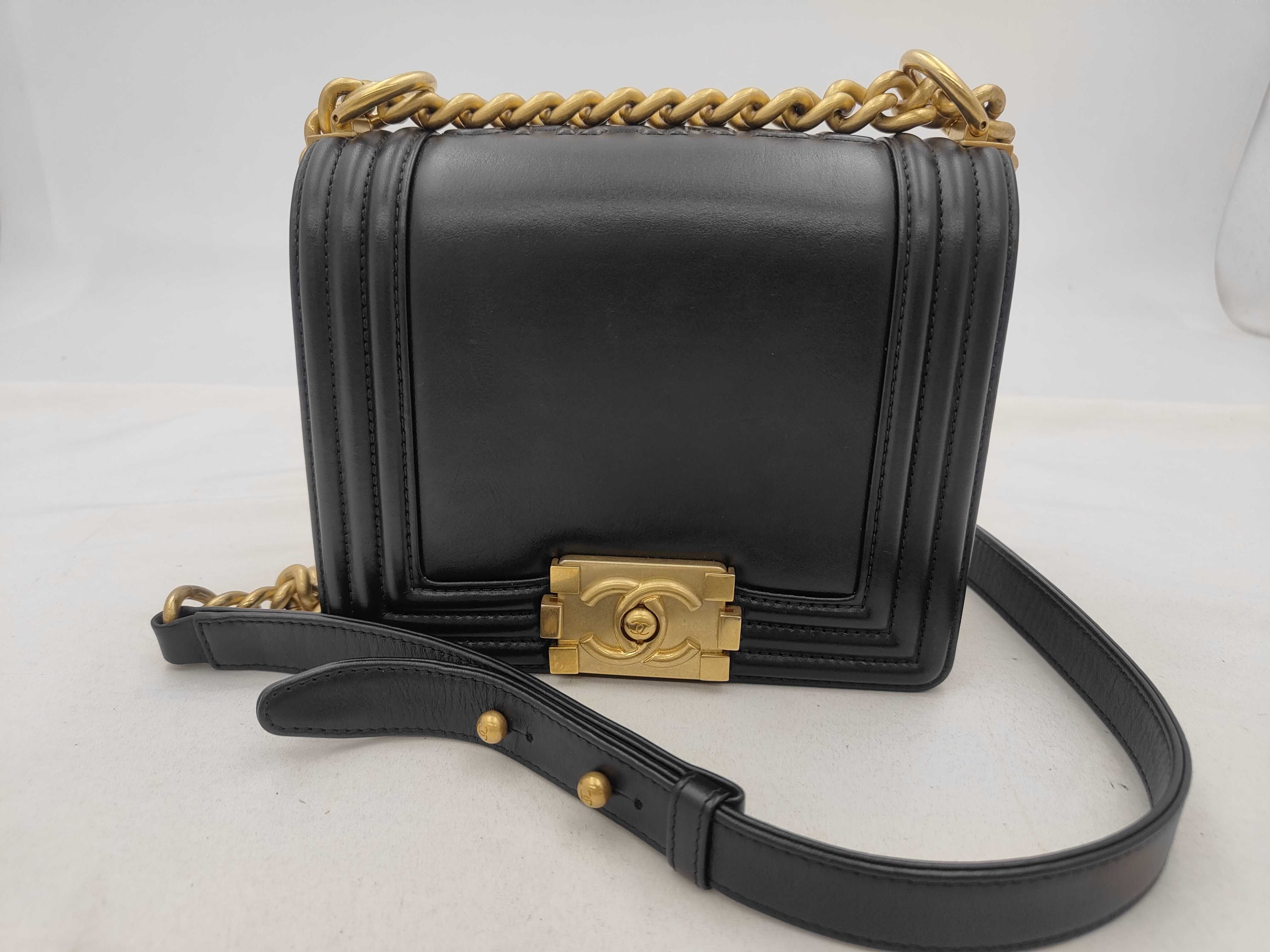 Boy Chanel 18 Chain Shoulder Bag, Black