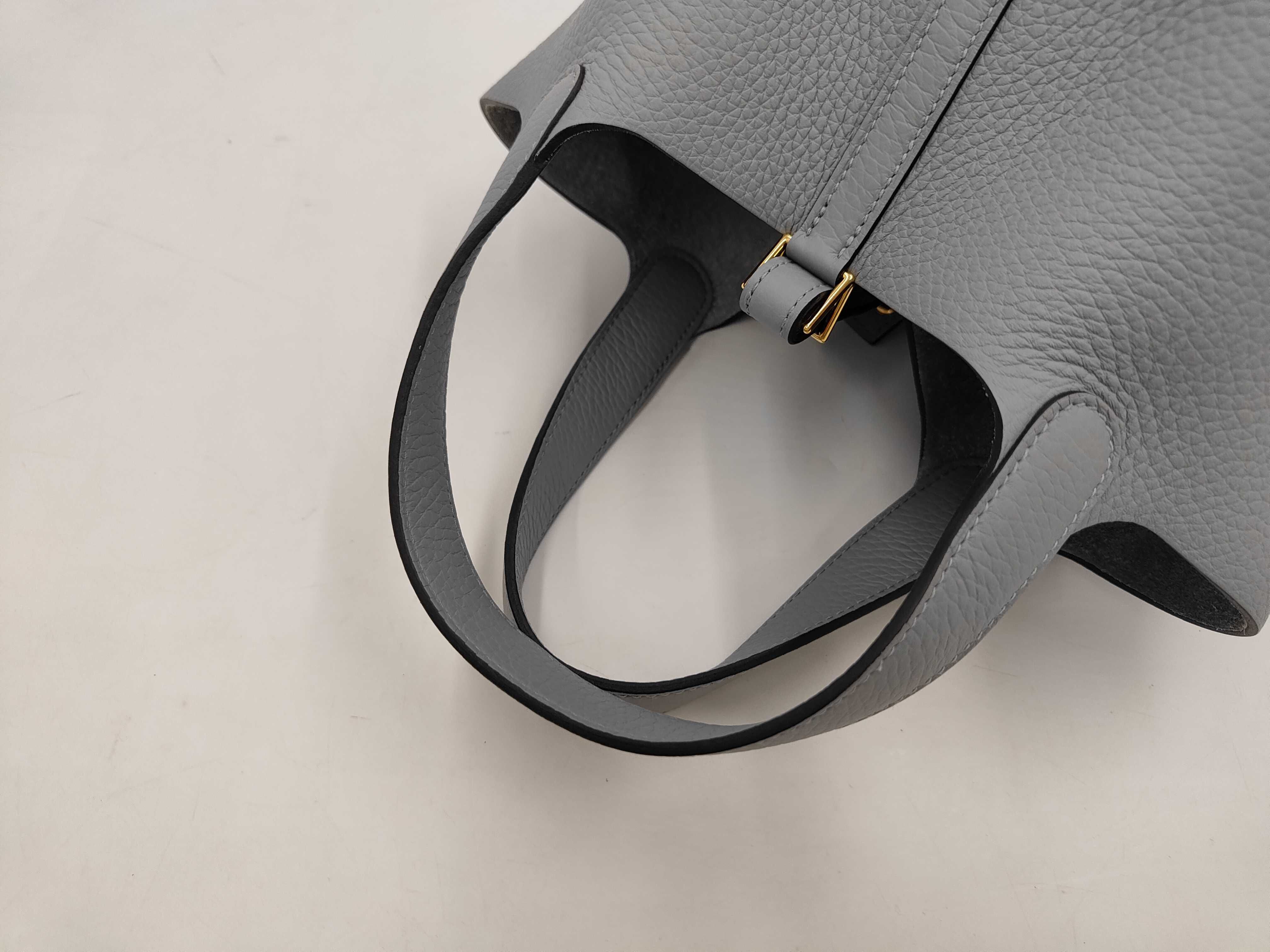 Picotin Lock 18 Gris Pantin Taurillon Clemence Leather Gold Hardware K Stamp Handbag — view 6