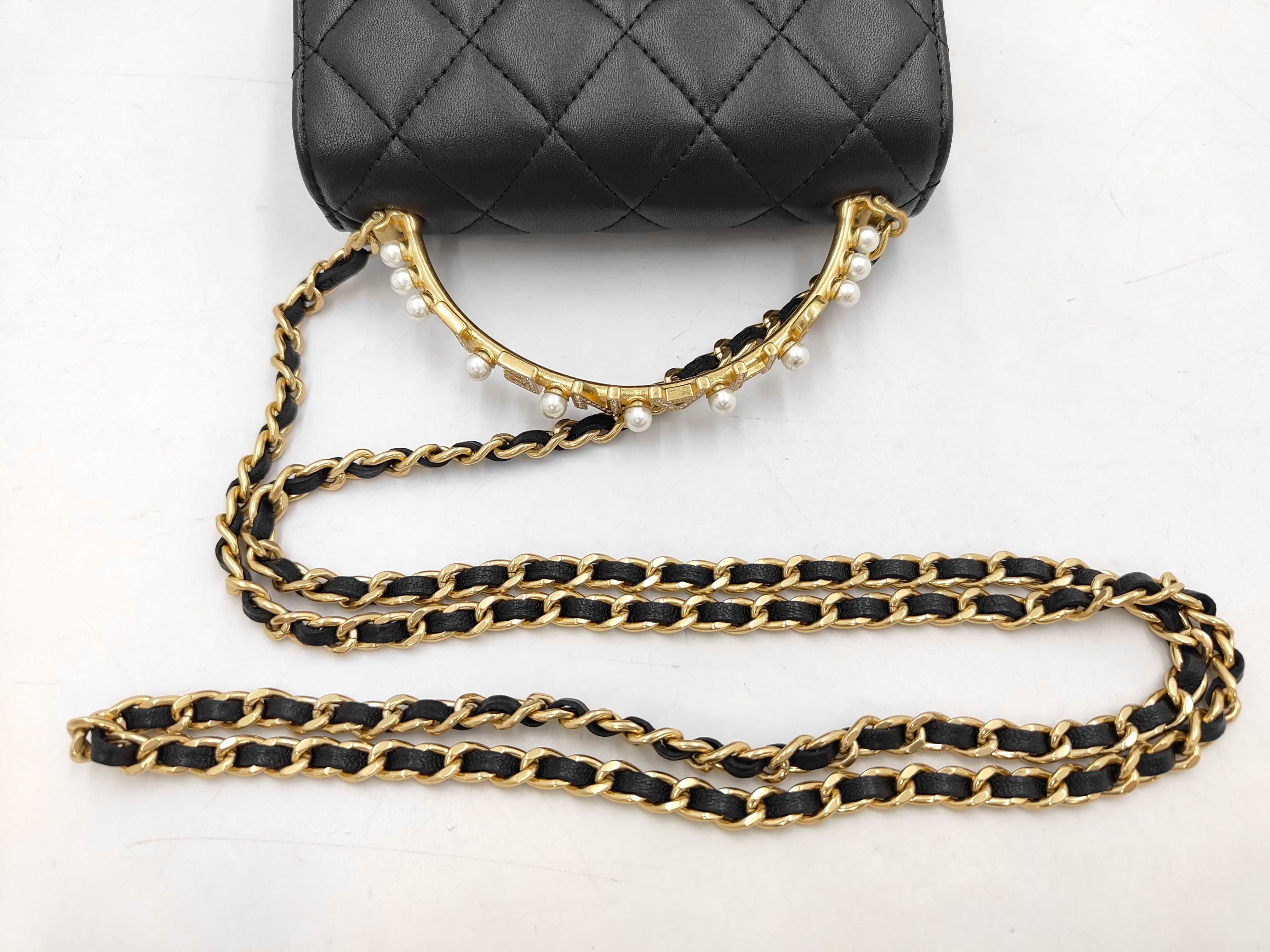 Matelassé Shoulder Bag/Handbag — view 5