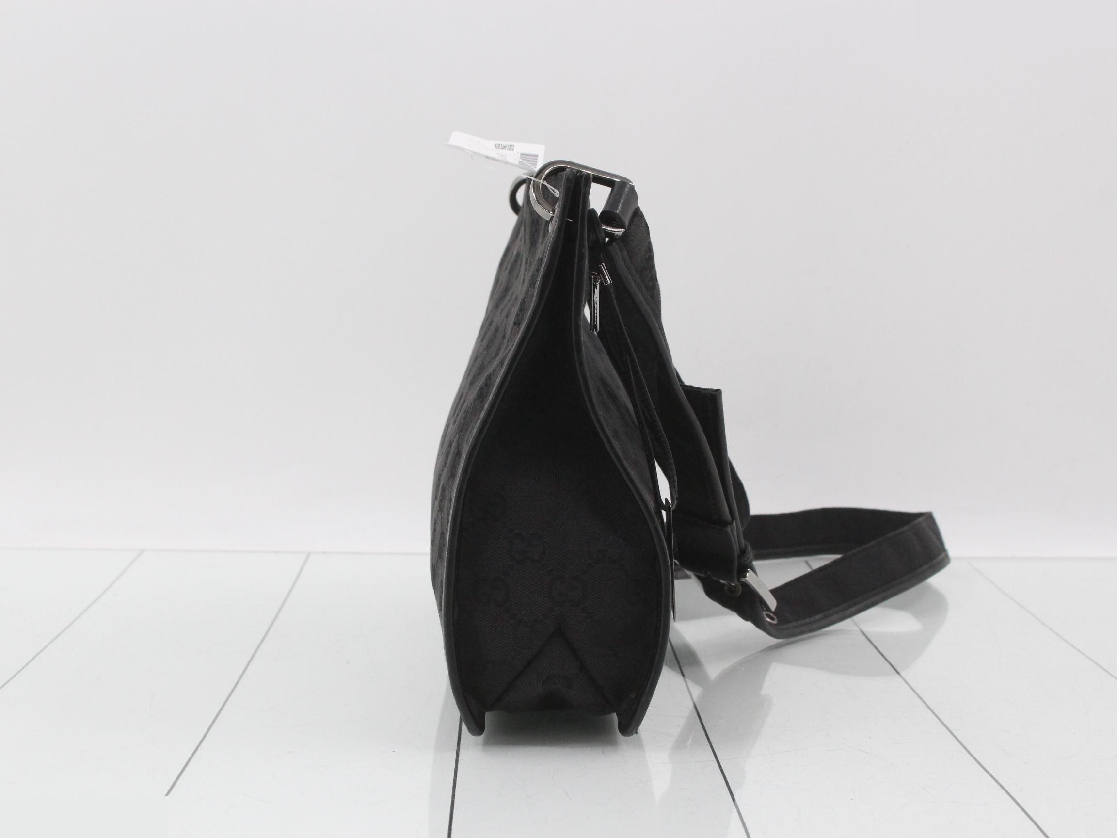 GG Canvas (Bag) - Shoulder Bag — view 4