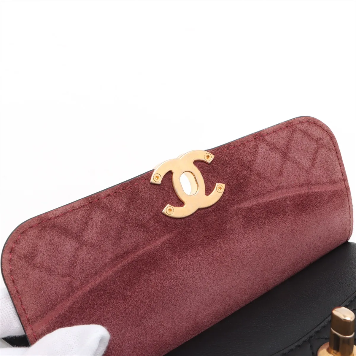 Matelasse Lambskin Body Bag Black Gold Hardware 29018435 29th Series — view 13