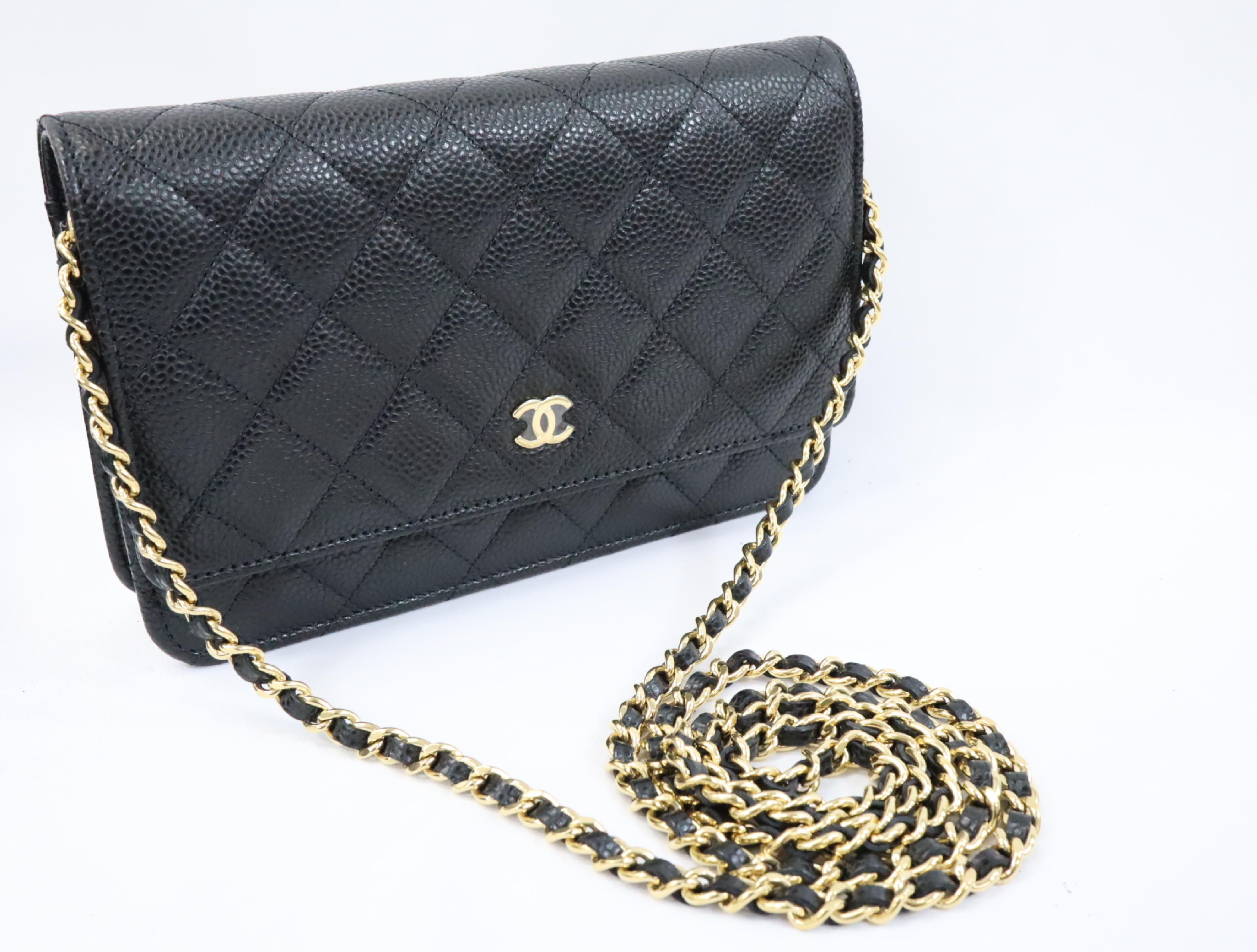 Matelassé Caviar Skin Chain Wallet, Black with Gold Hardware, Random Plate Design, AP0250 Shoulder Bag — view 10