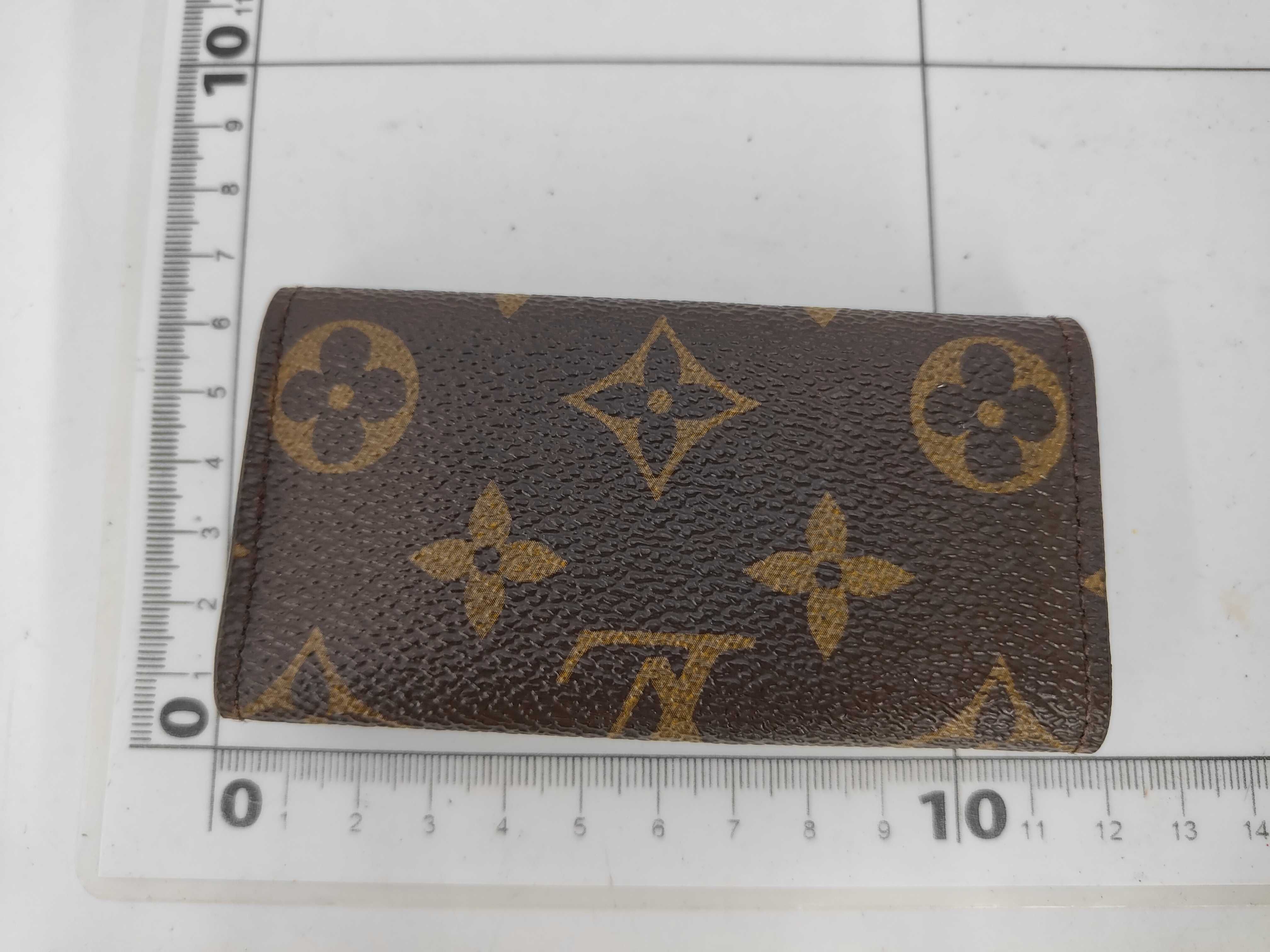 Monogram Louis Vuitton Monogram Multicles 4 CT3197 Key Case — view 2