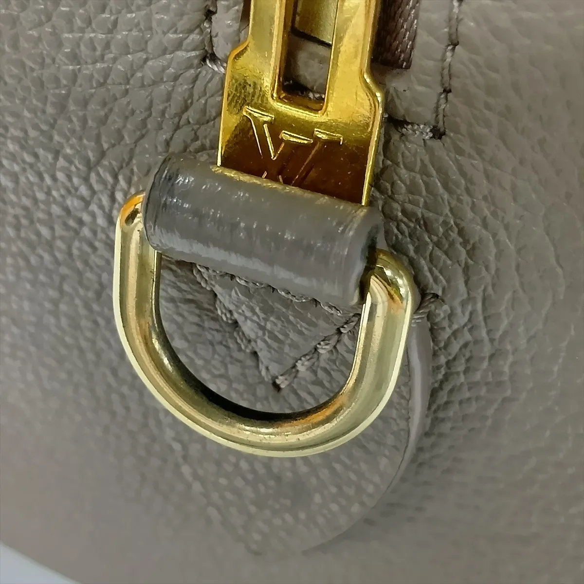 Monogram Empreinte Speedy Bandoulière 20 M46575 Beige (RFID detected) — view 13