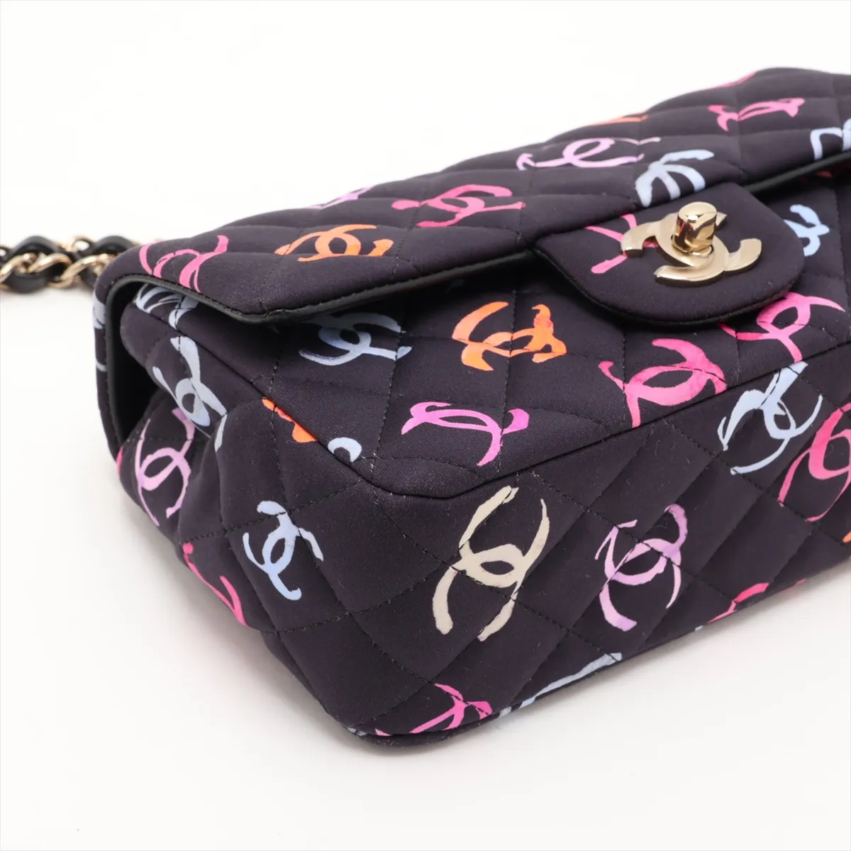 Mini Matelassé 20 Nylon x Lambskin Single Flap Single Chain Bag Black Gold Hardware XT79PEL1 Random Plate A69900 — view 4