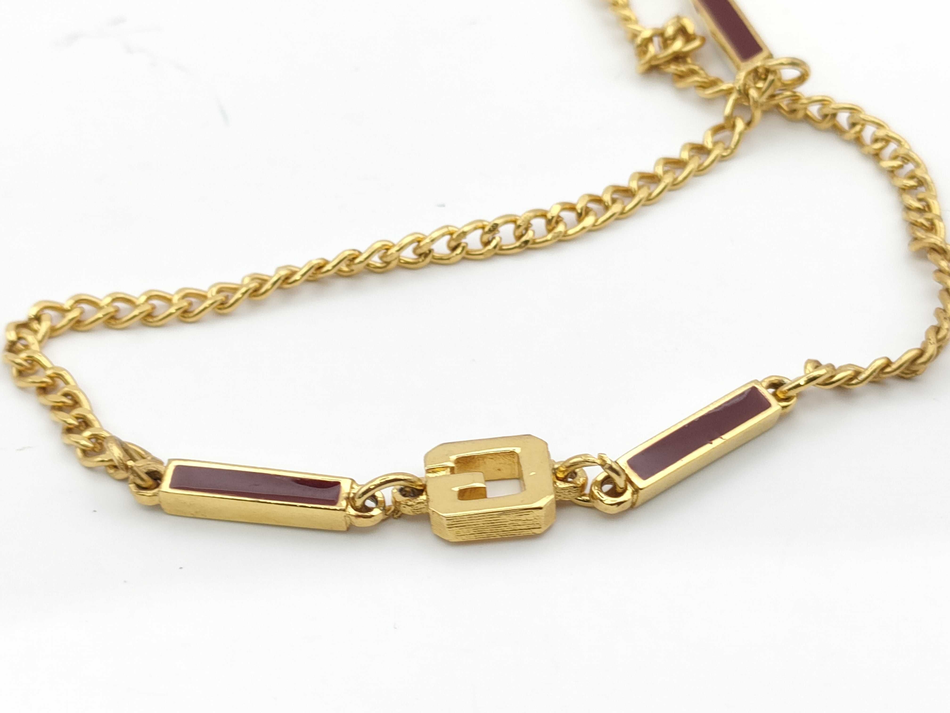 Necklace — view 2