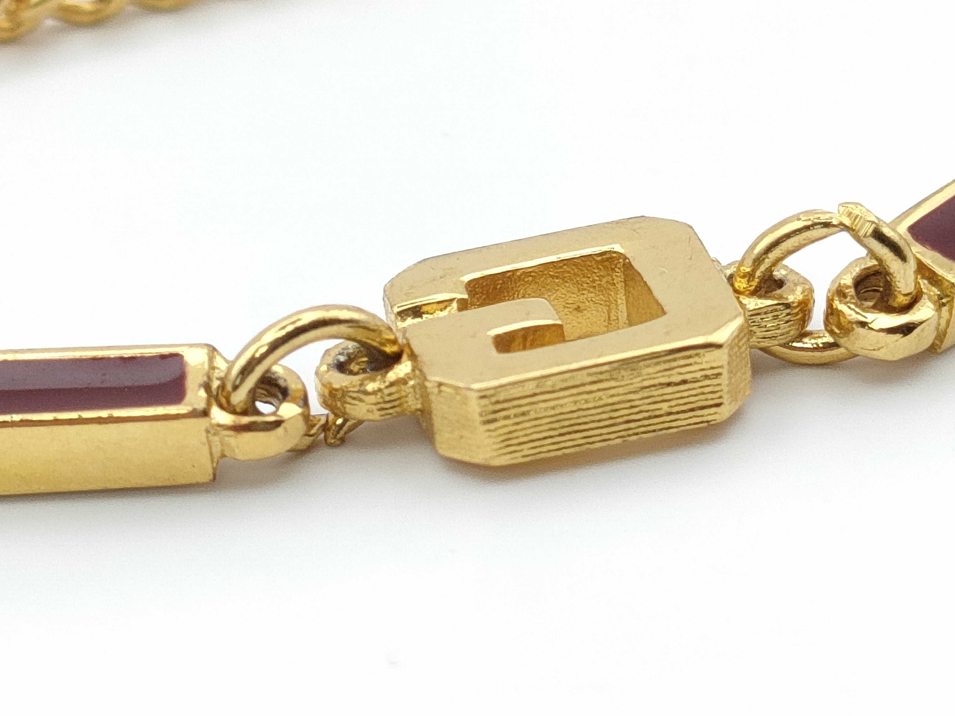 Necklace — view 3