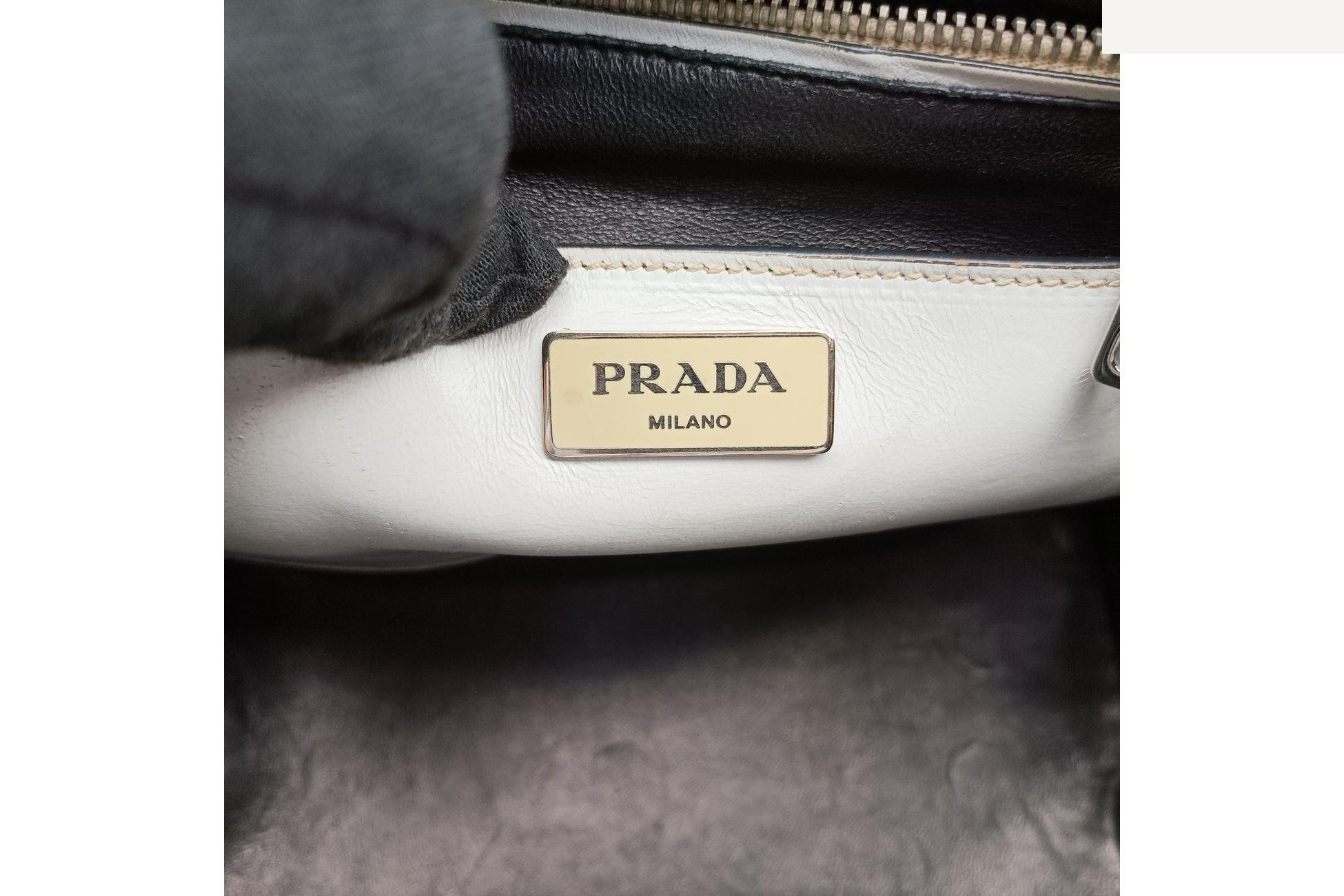 Vitello Vintage Studded Sound Leather White — view 7